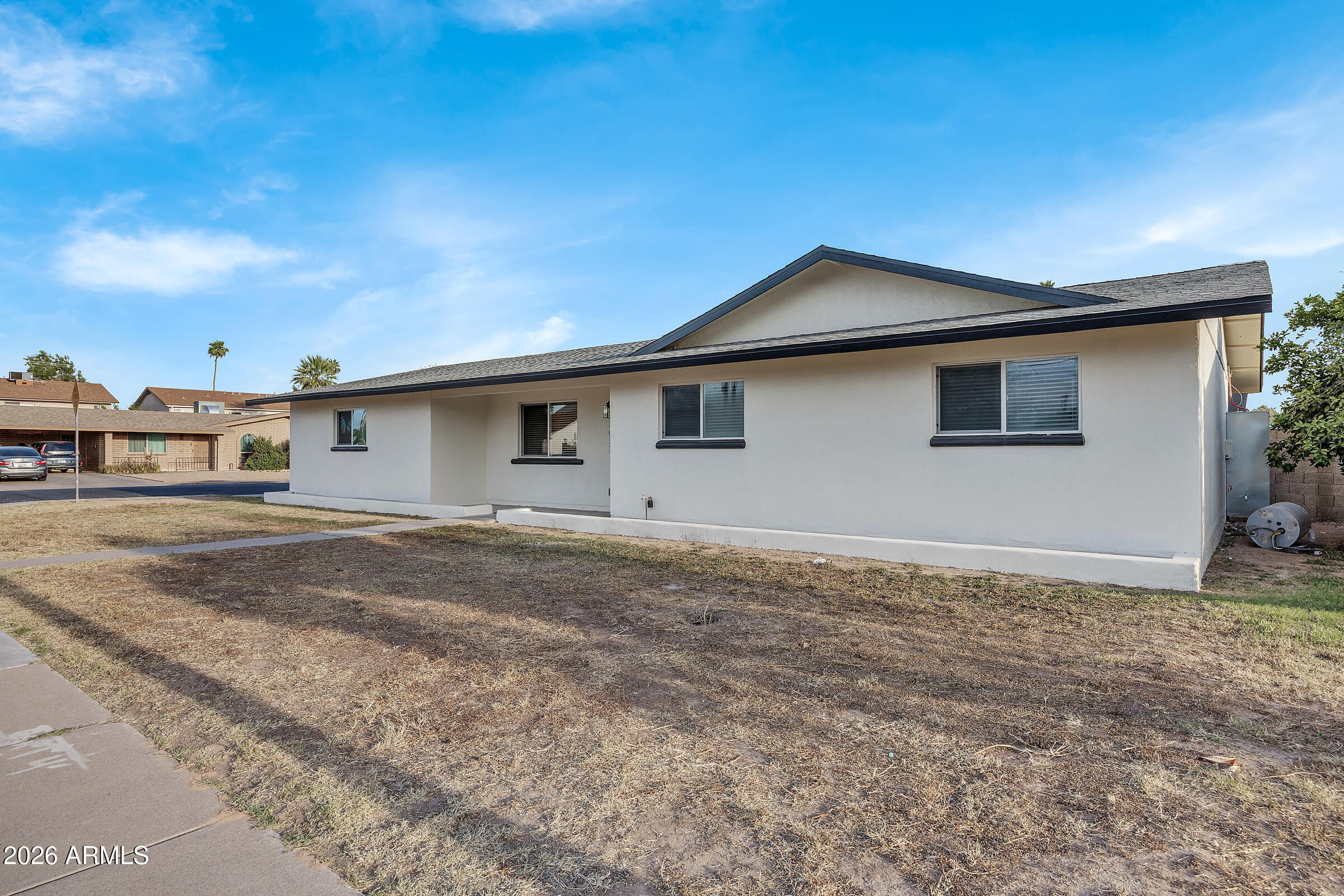 1033 W RIO SALADO Parkway