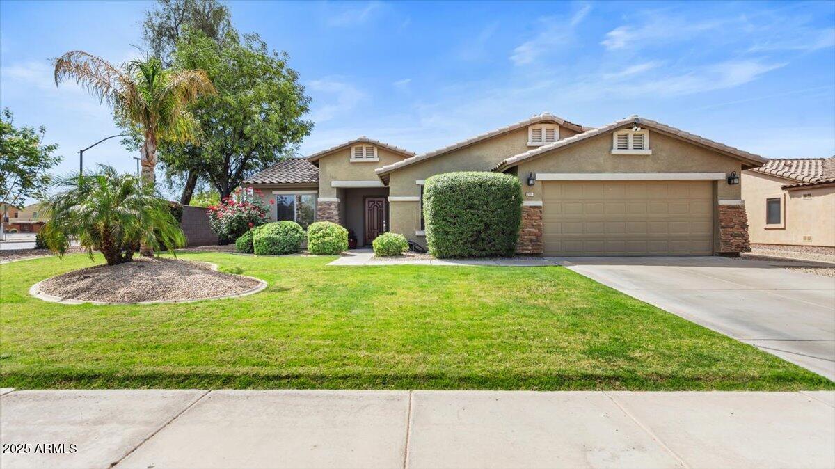 2585 E MORGAN Drive
