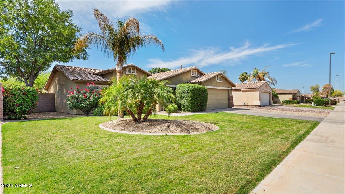 2585 E MORGAN Drive