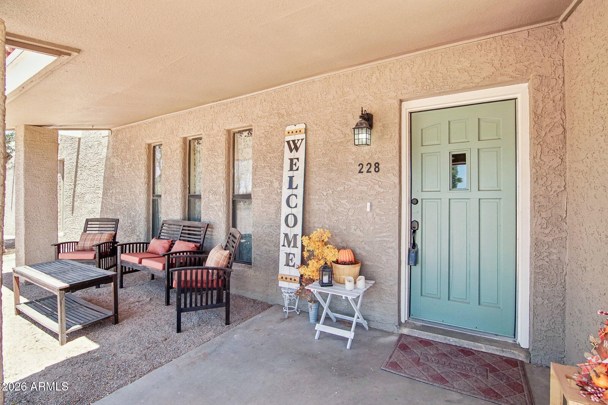 228 W CALLE TUBERIA --
