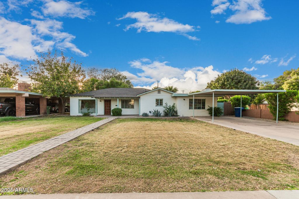 Photo of 1416 S College Avenue, Tempe, AZ 85281 (MLS # 6944704)