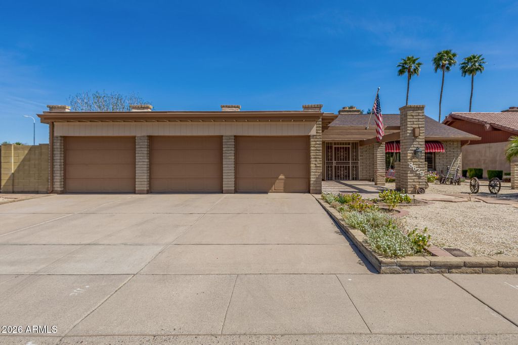 Photo of 8629 N 49th Avenue, Glendale, AZ 85302 (MLS # 6998198)