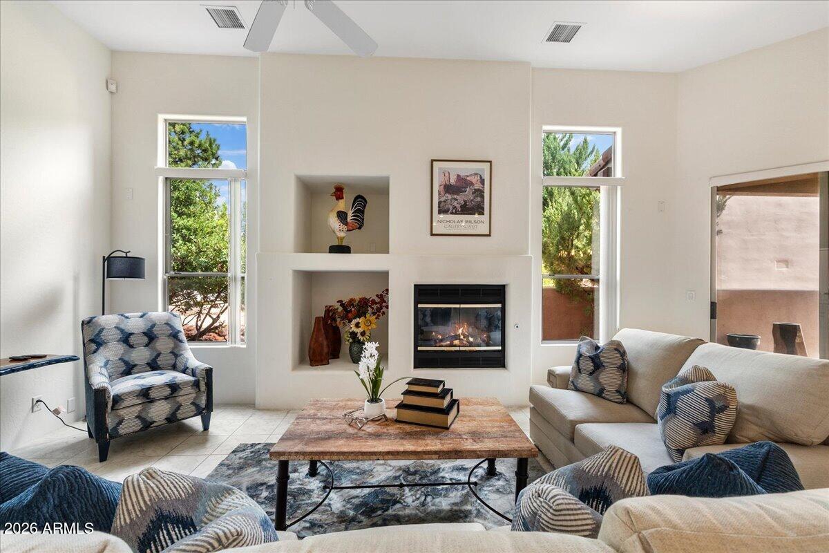 LAS PIEDRAS UNIT 2 - Residential