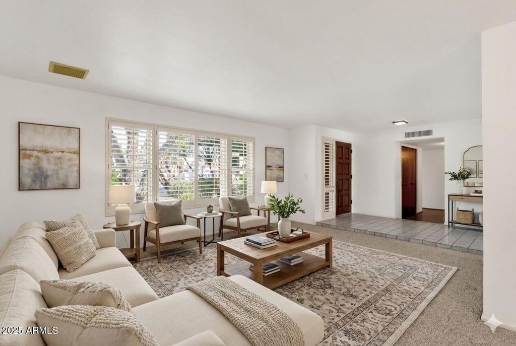 Photo of 2063 E La Jolla Drive, Tempe, AZ 85282 (MLS # 6961016)