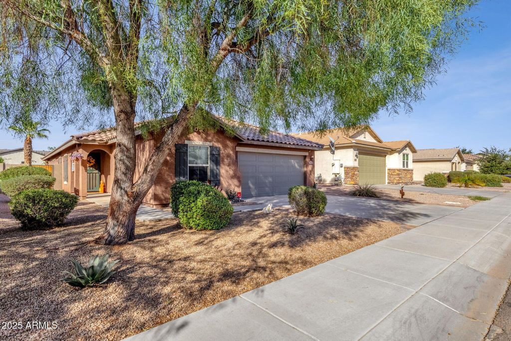 Photo of 2860 E Detroit Street, Chandler, AZ 85225 (MLS # 6927344)