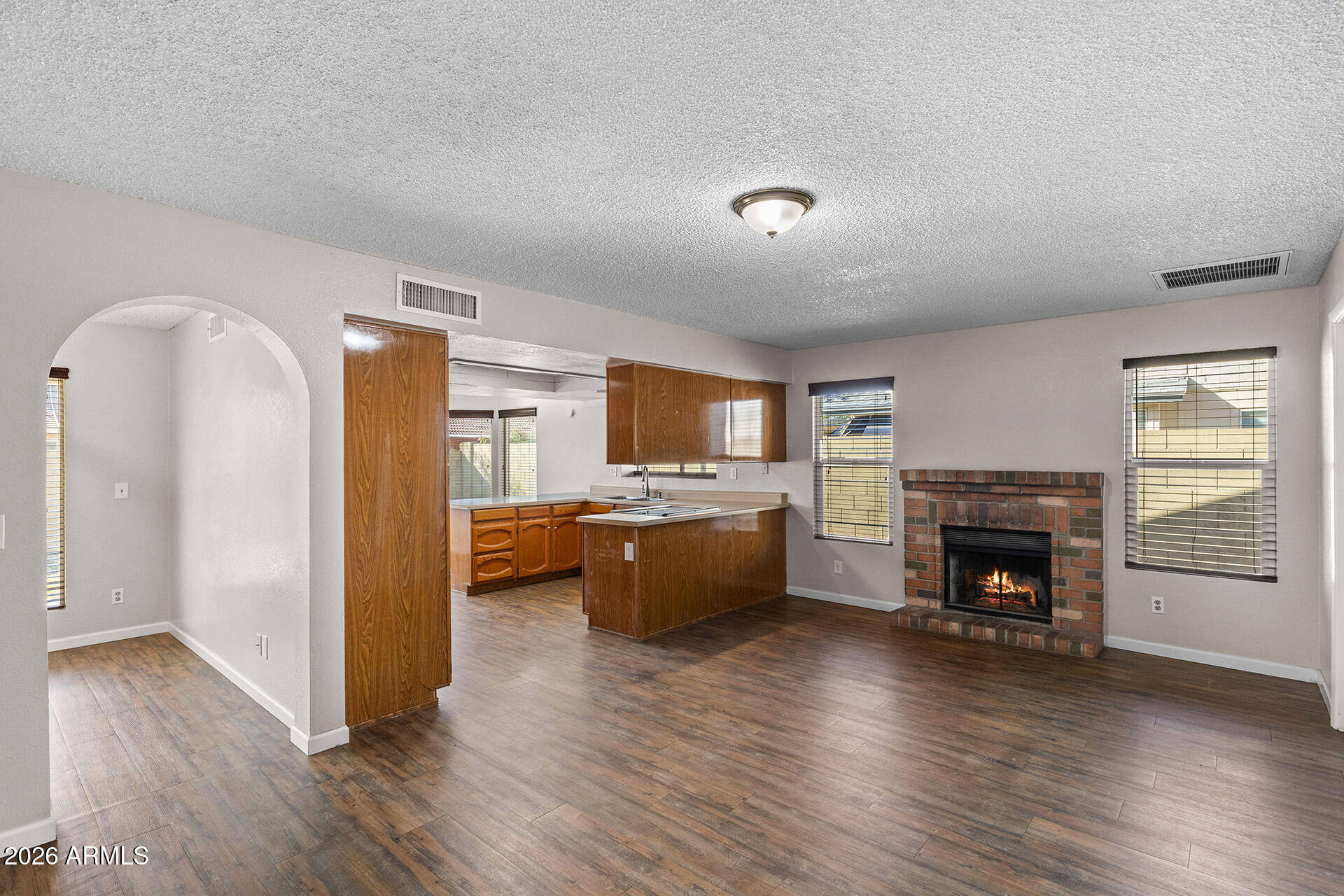 7267 W CHARTER OAK Road