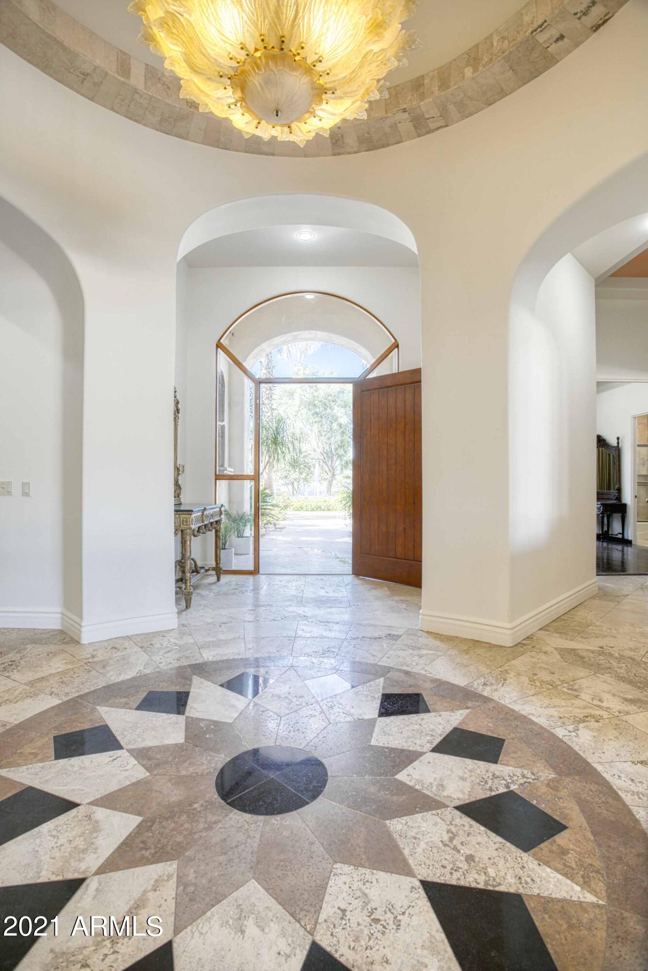 Paradise Valley - Residential