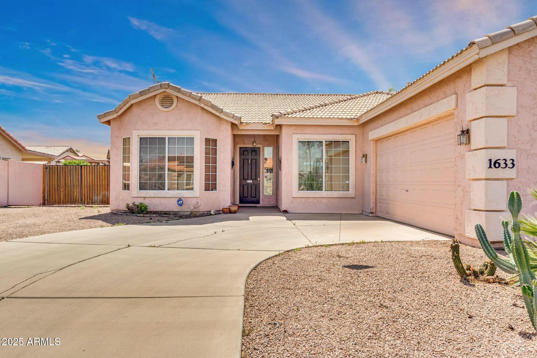 Search Homes 4 1633 E JASMINE Street