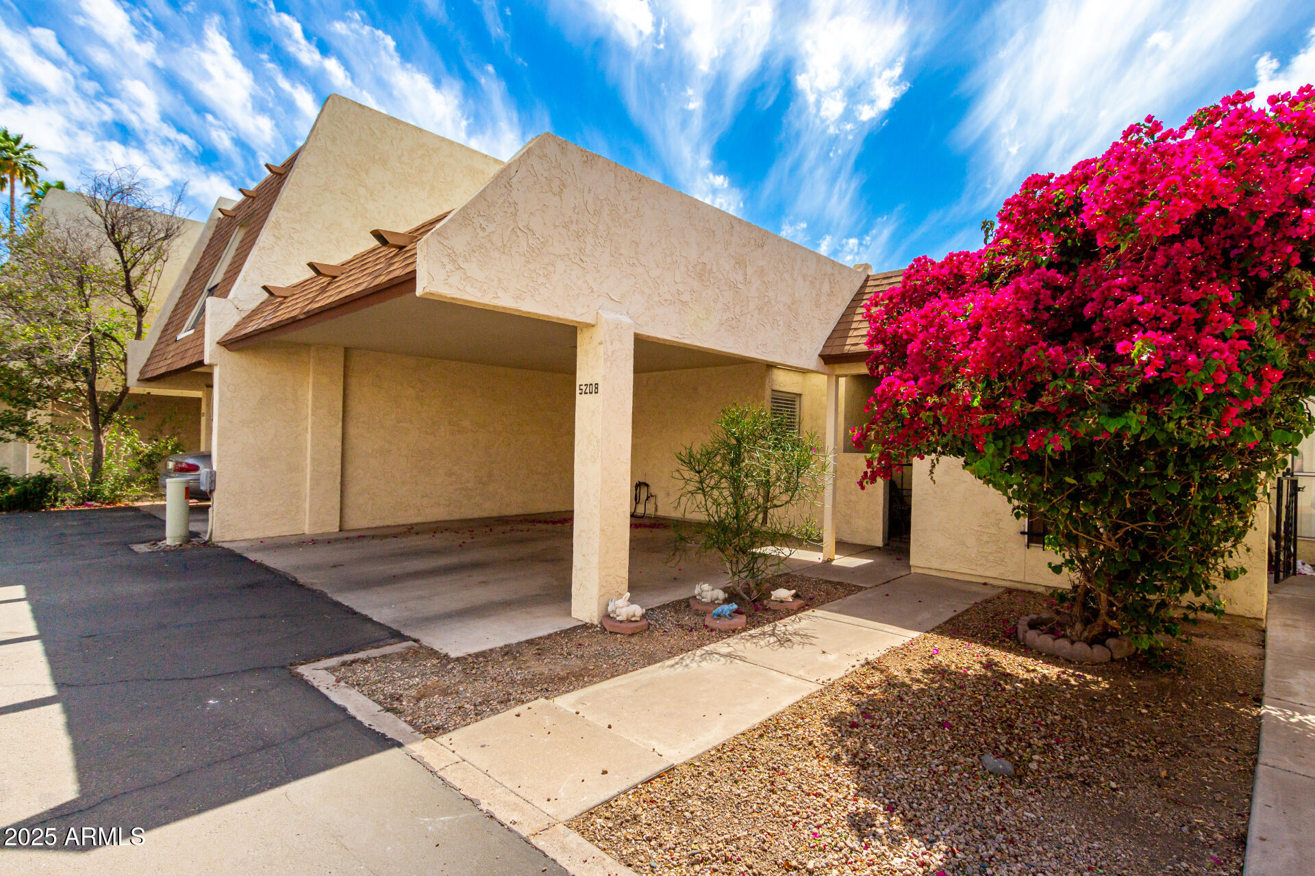 5208 S DEBORAH Drive