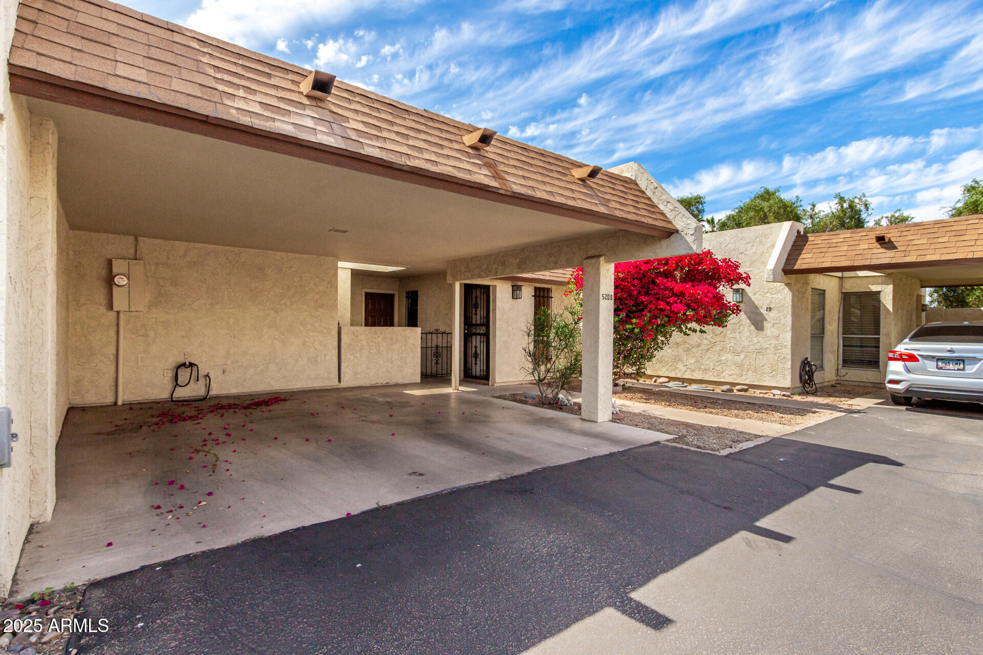 5208 S DEBORAH Drive