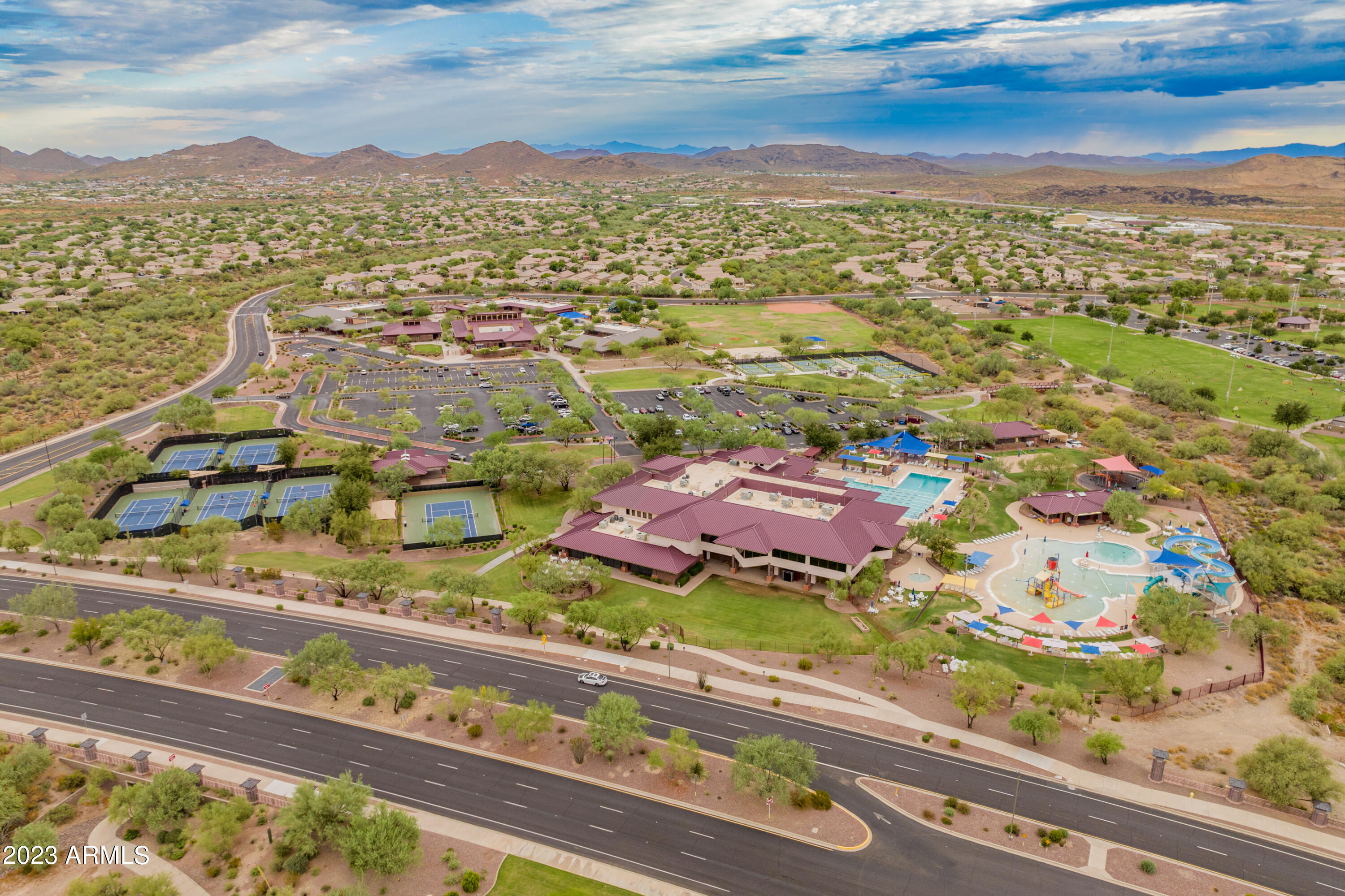 ANTHEM Parkside - Residential