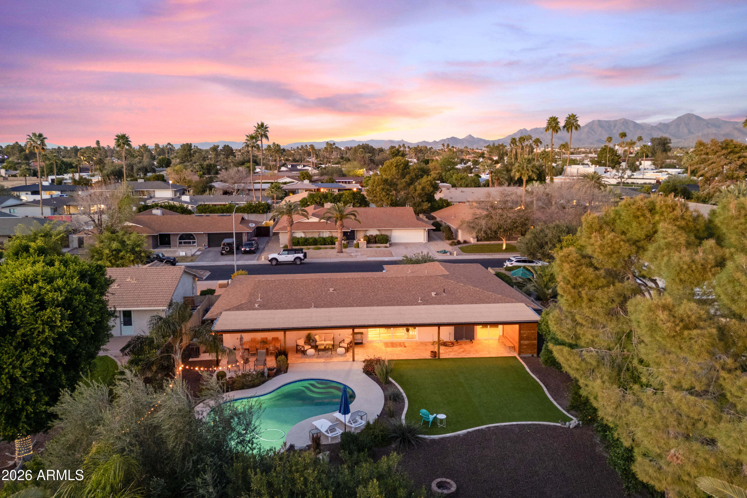 8571 E VIA DE ENCANTO --