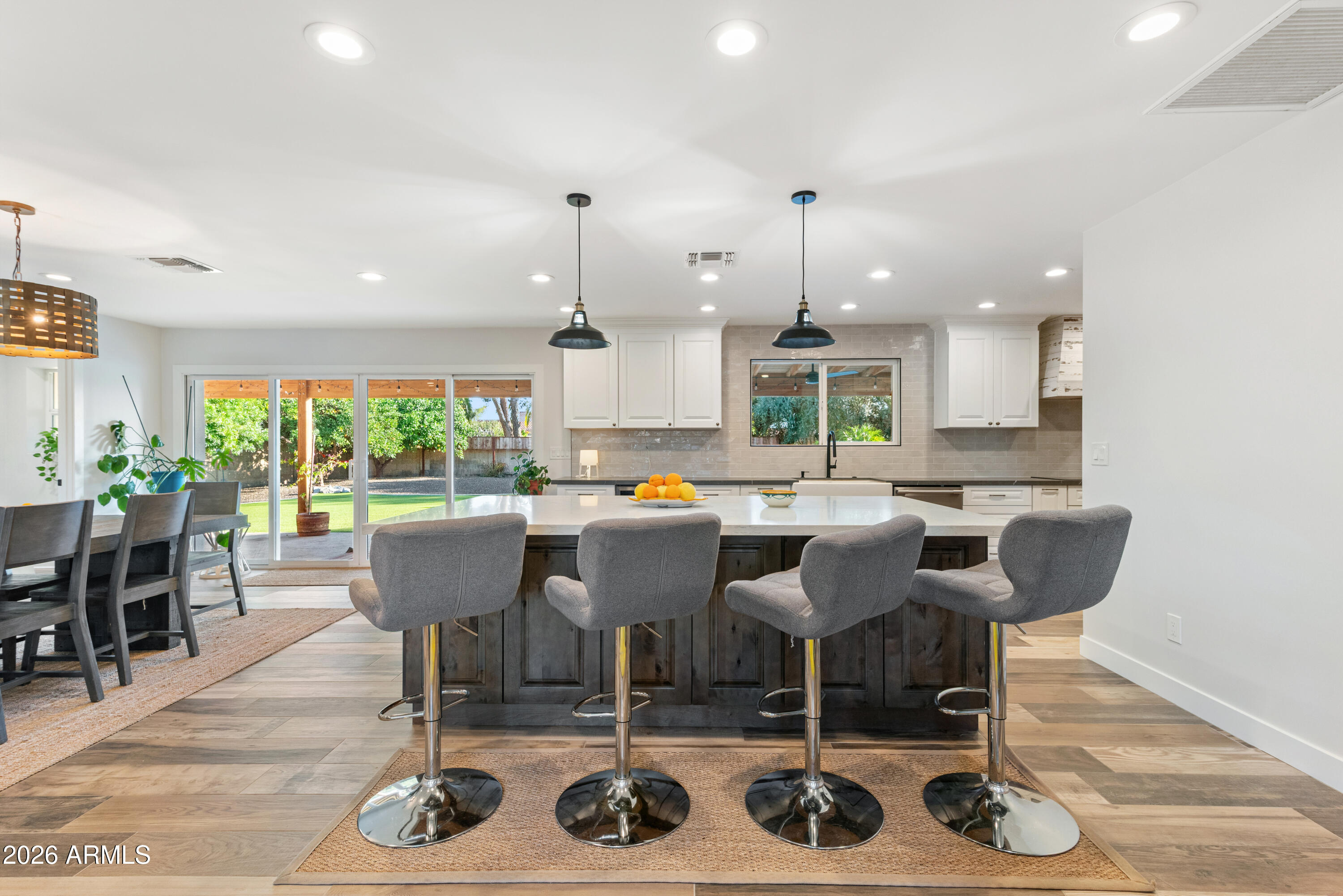 8571 E VIA DE ENCANTO --