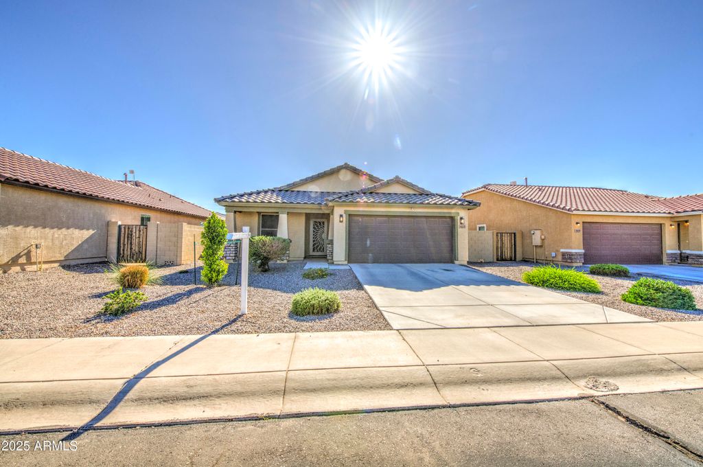 Photo of 823 S Silvercreek Court, Casa Grande, AZ 85122 (MLS # 6946415)