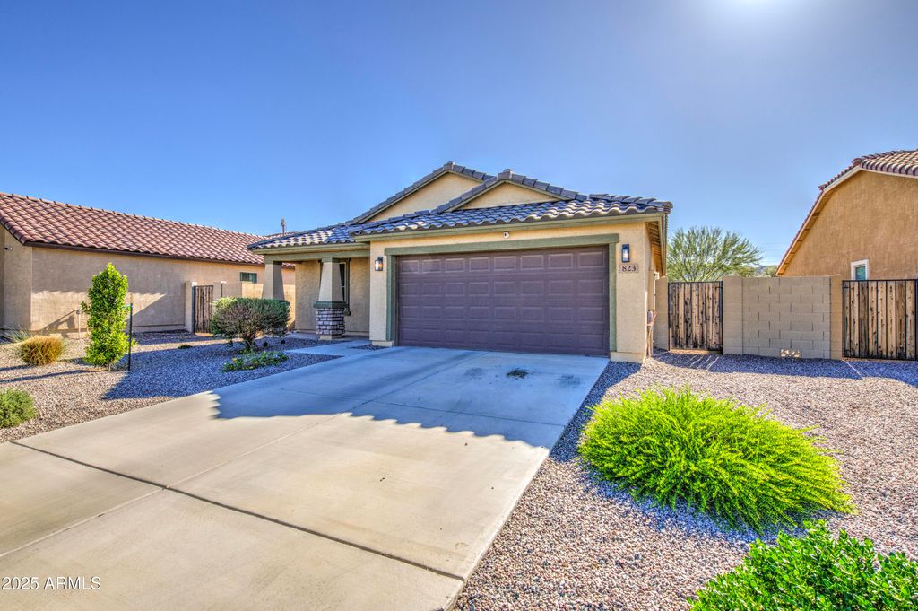 Photo of 823 S Silvercreek Court, Casa Grande, AZ 85122 (MLS # 6946415)
