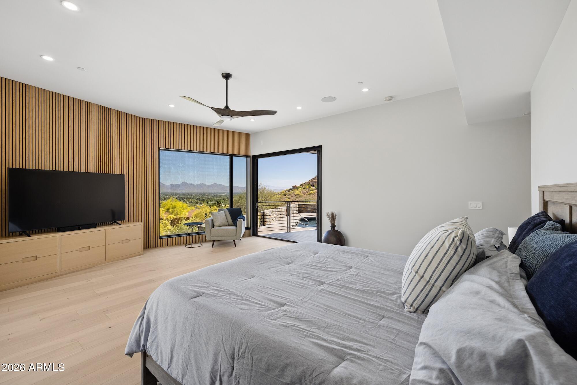 SUNSET HILLS LOT 1-20 & TR C - Residential