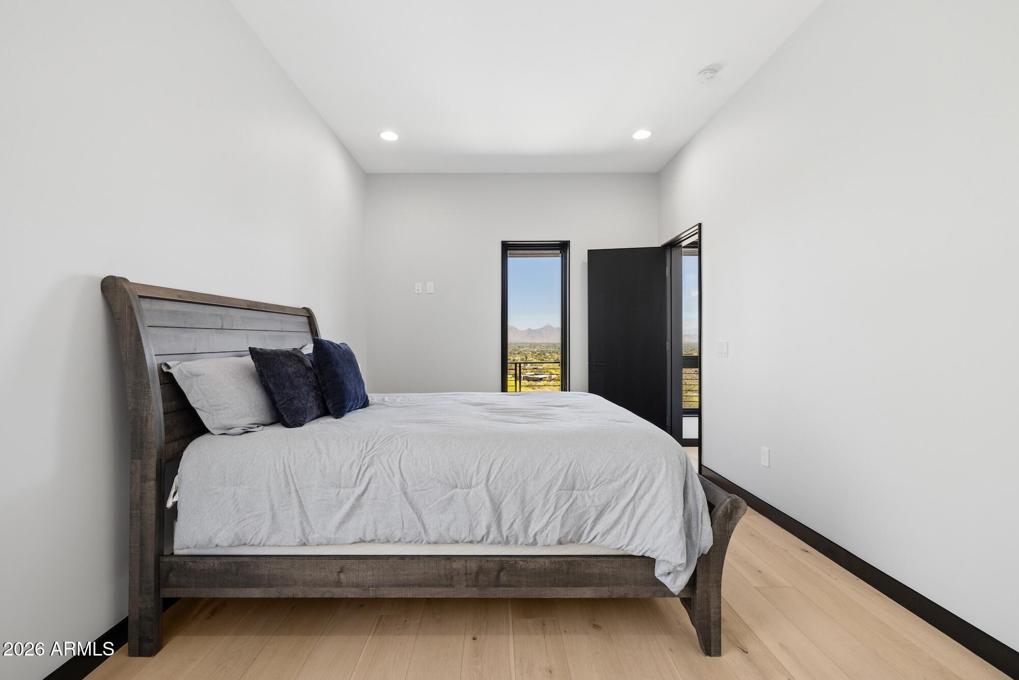 SUNSET HILLS LOT 1-20 & TR C - Residential
