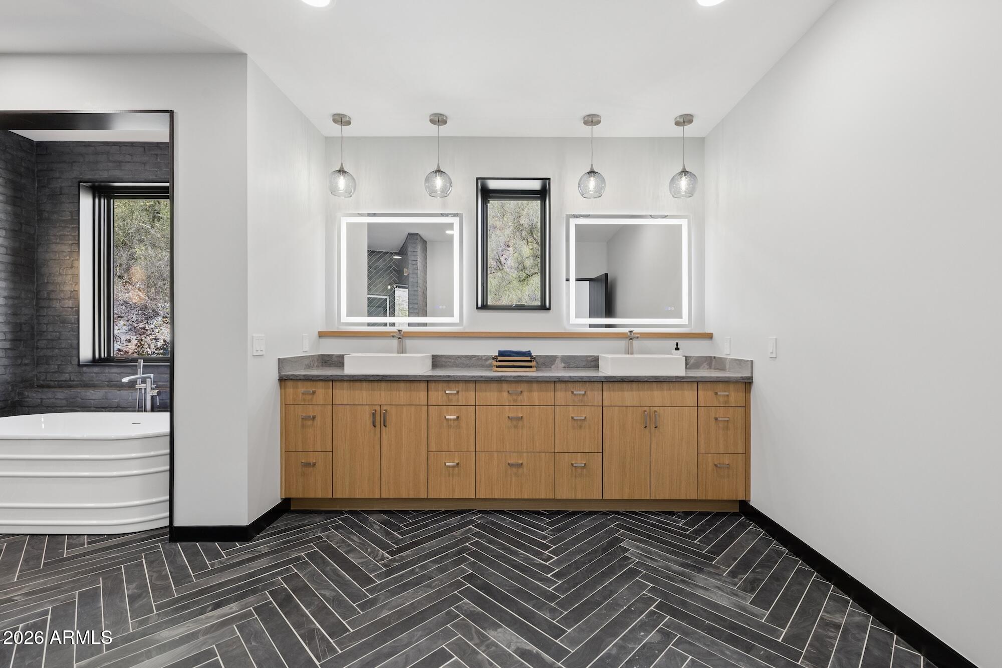 SUNSET HILLS LOT 1-20 & TR C - Residential
