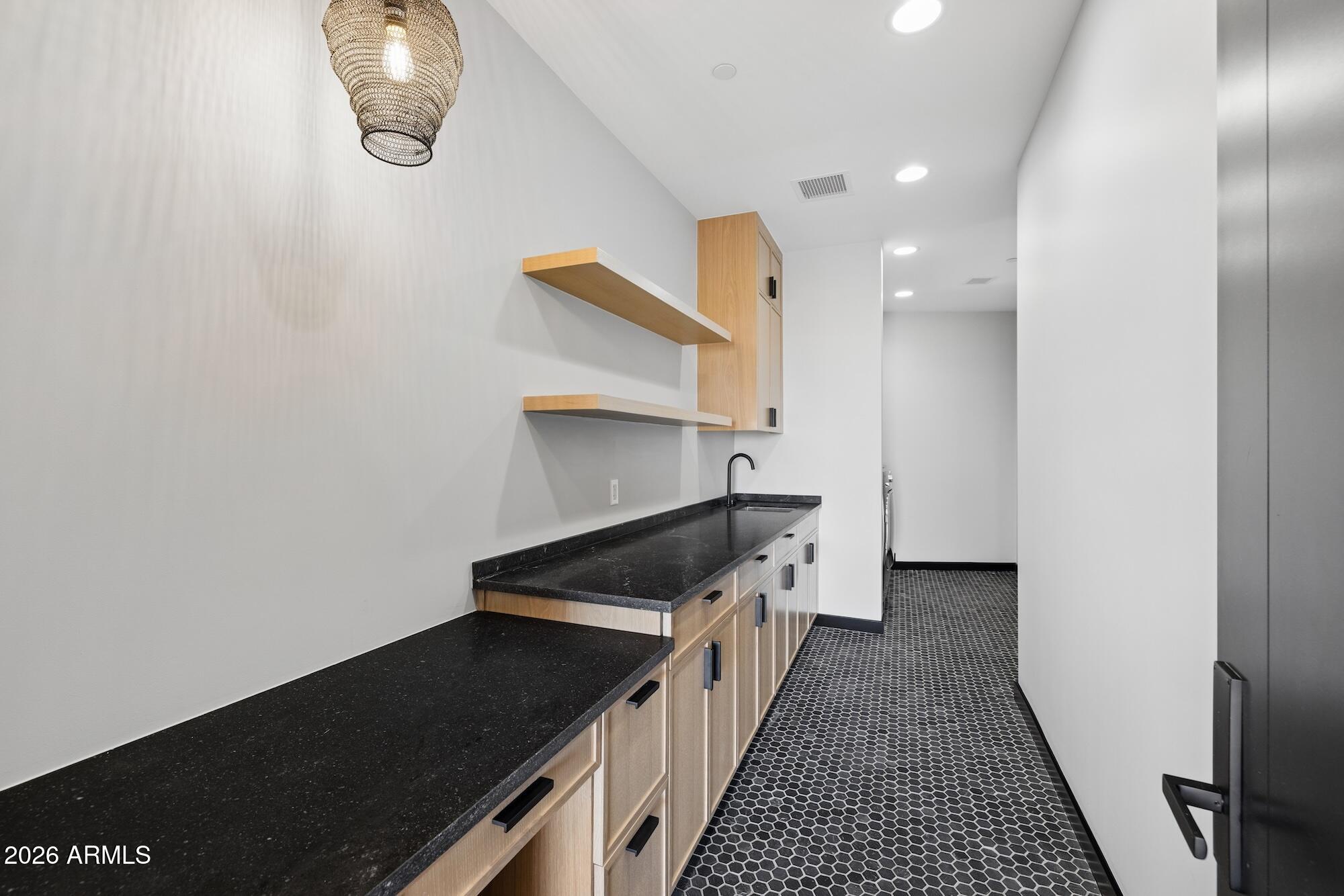SUNSET HILLS LOT 1-20 & TR C - Residential