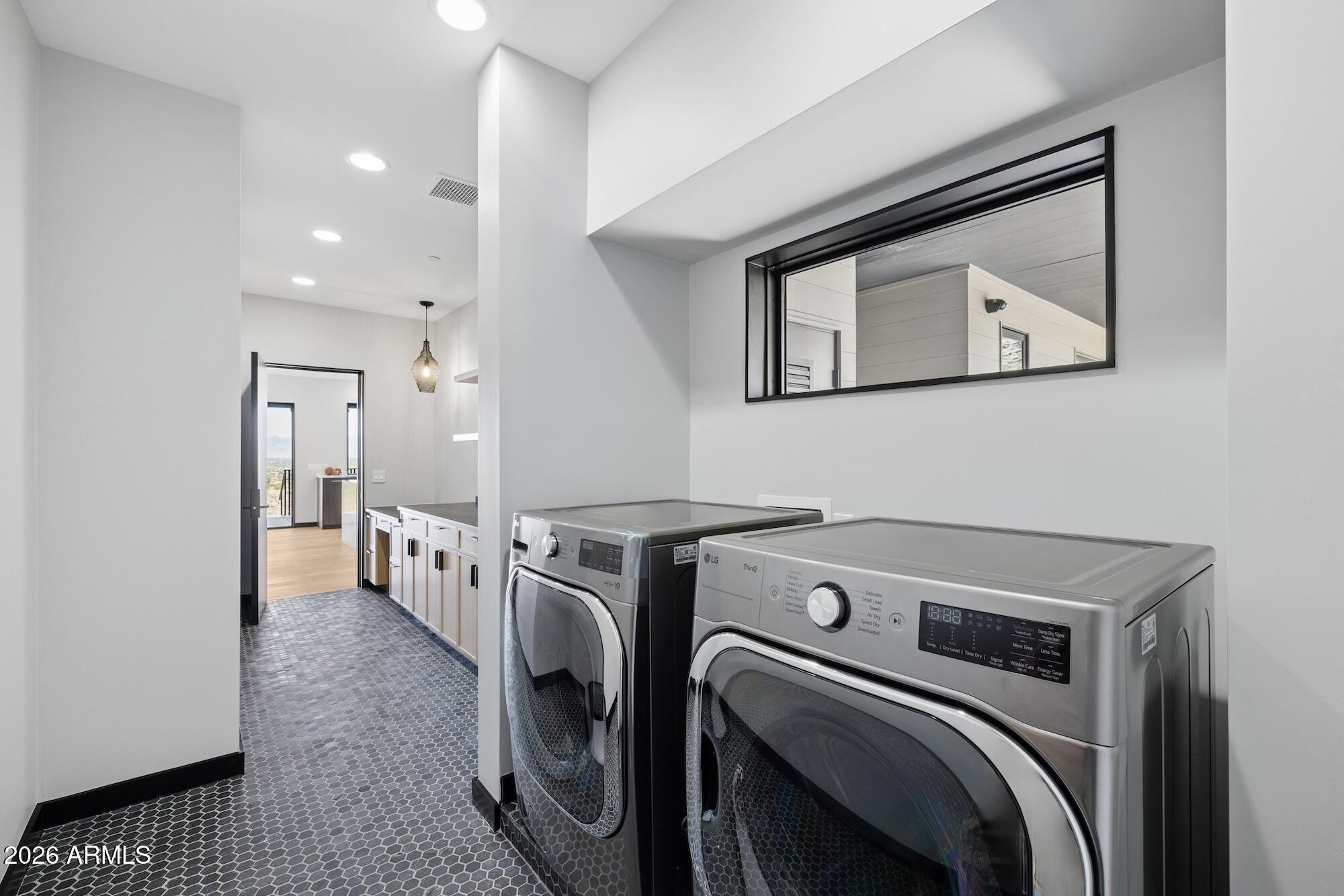 SUNSET HILLS LOT 1-20 & TR C - Residential