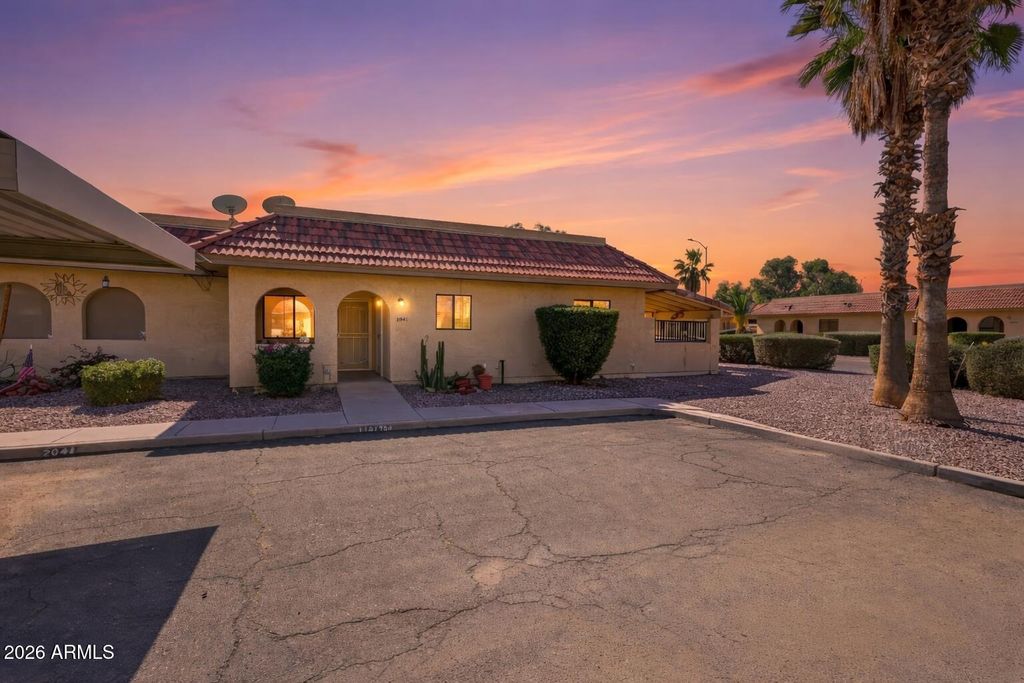 Photo of 2041 S Clubhouse Drive, Casa Grande, AZ 85194 (MLS # 6988733)