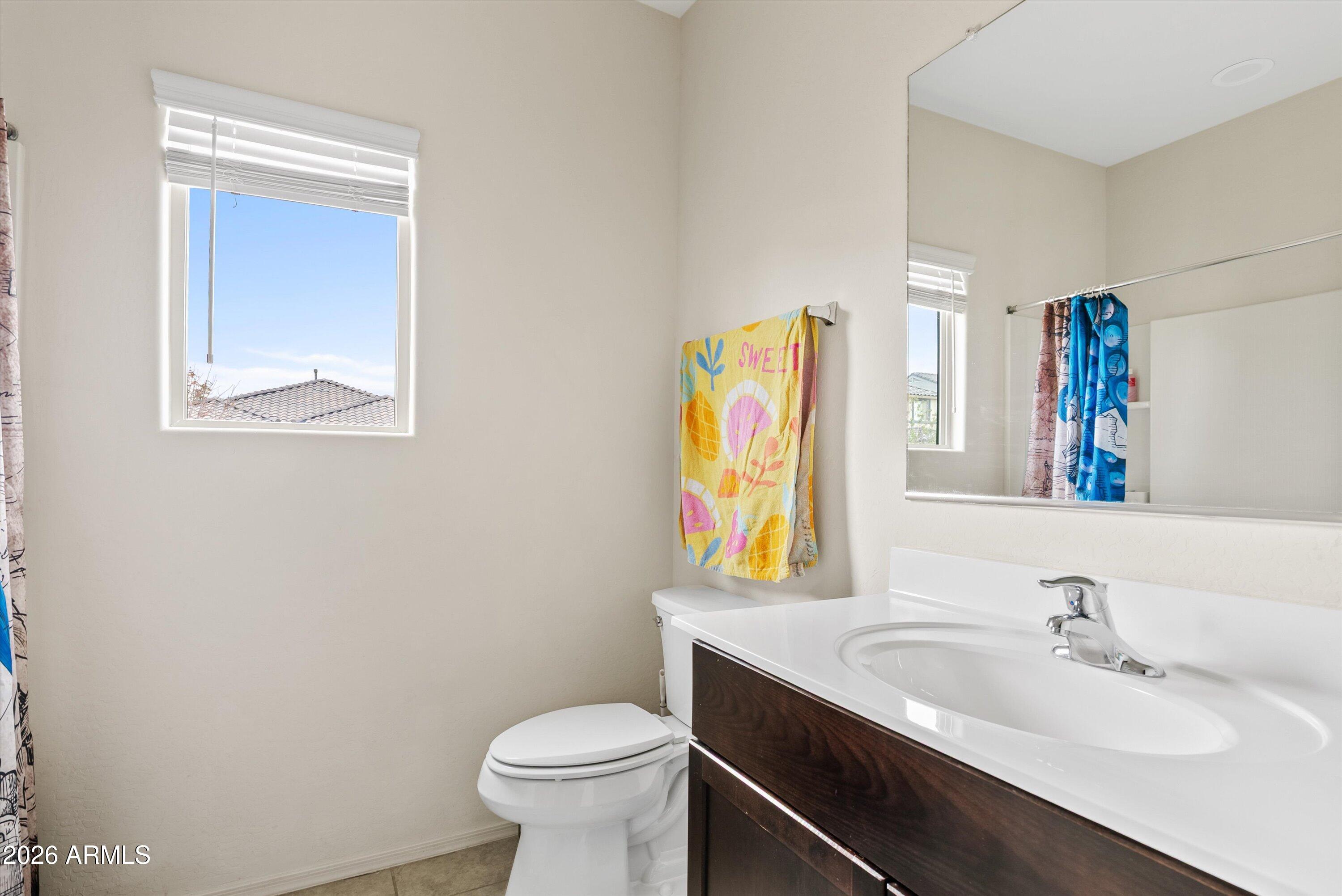 43833 W ACACIA Avenue