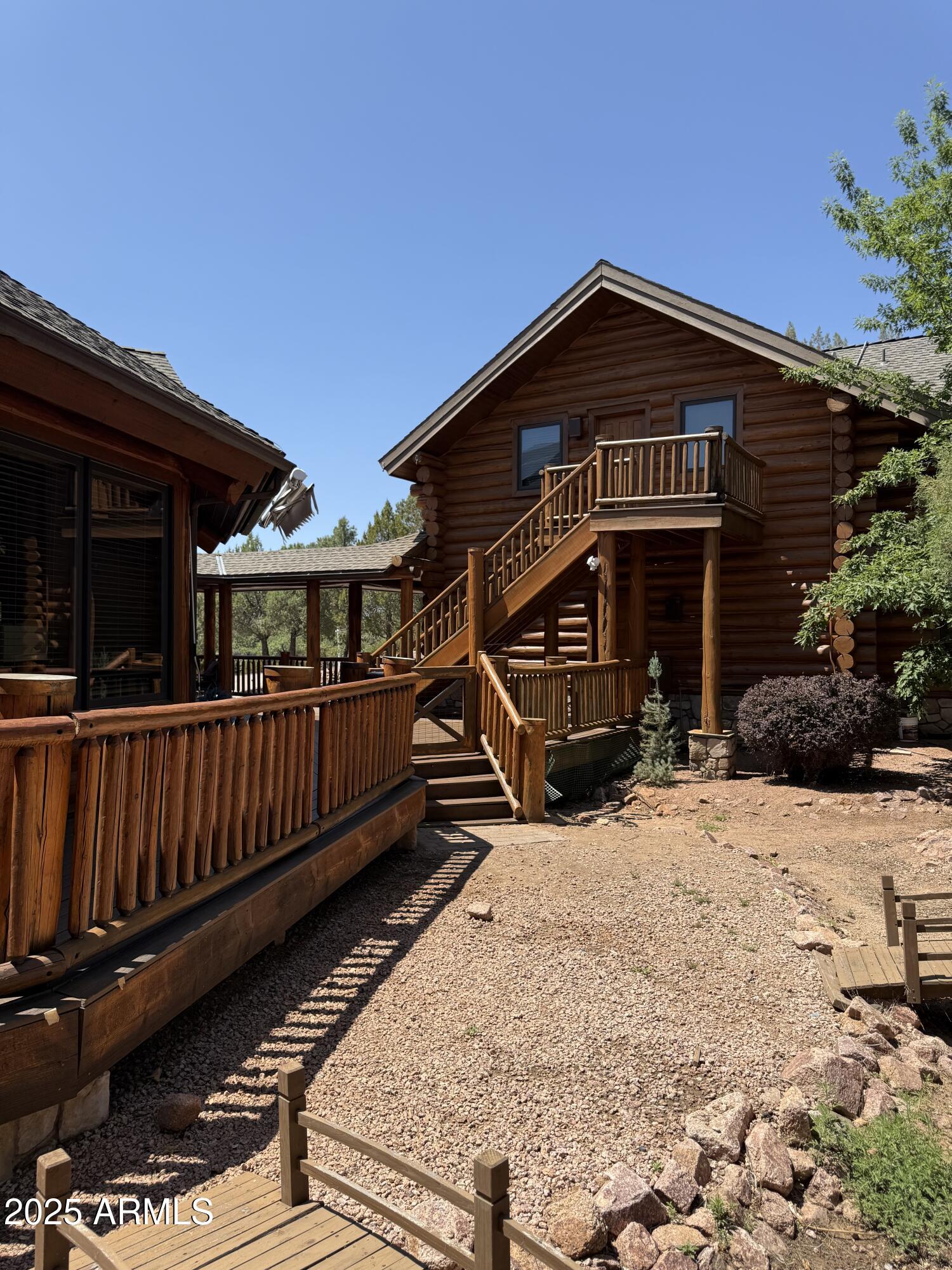 1108 N INDIAN PAINTBRUSH Circle