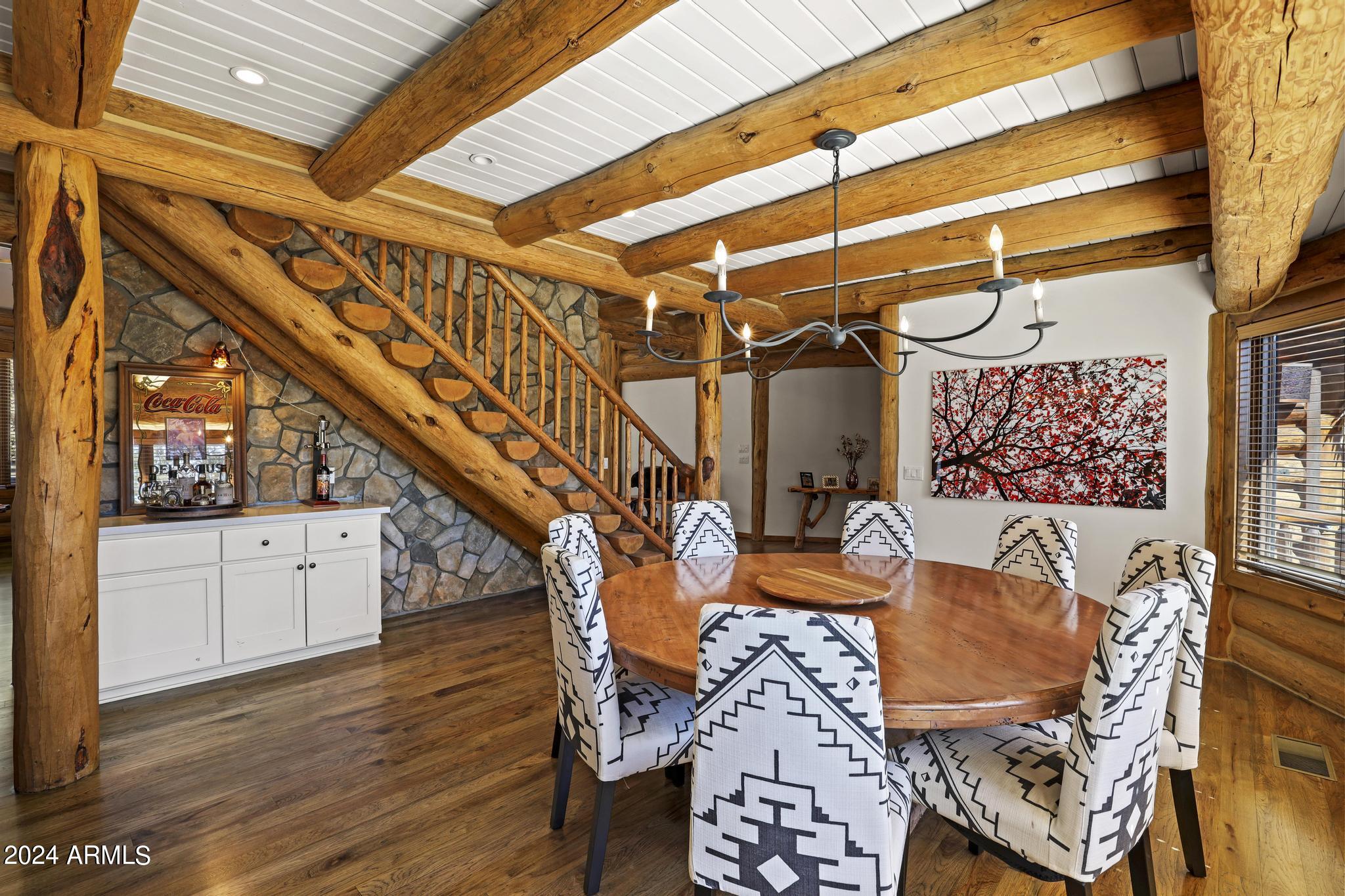 1108 N INDIAN PAINTBRUSH Circle