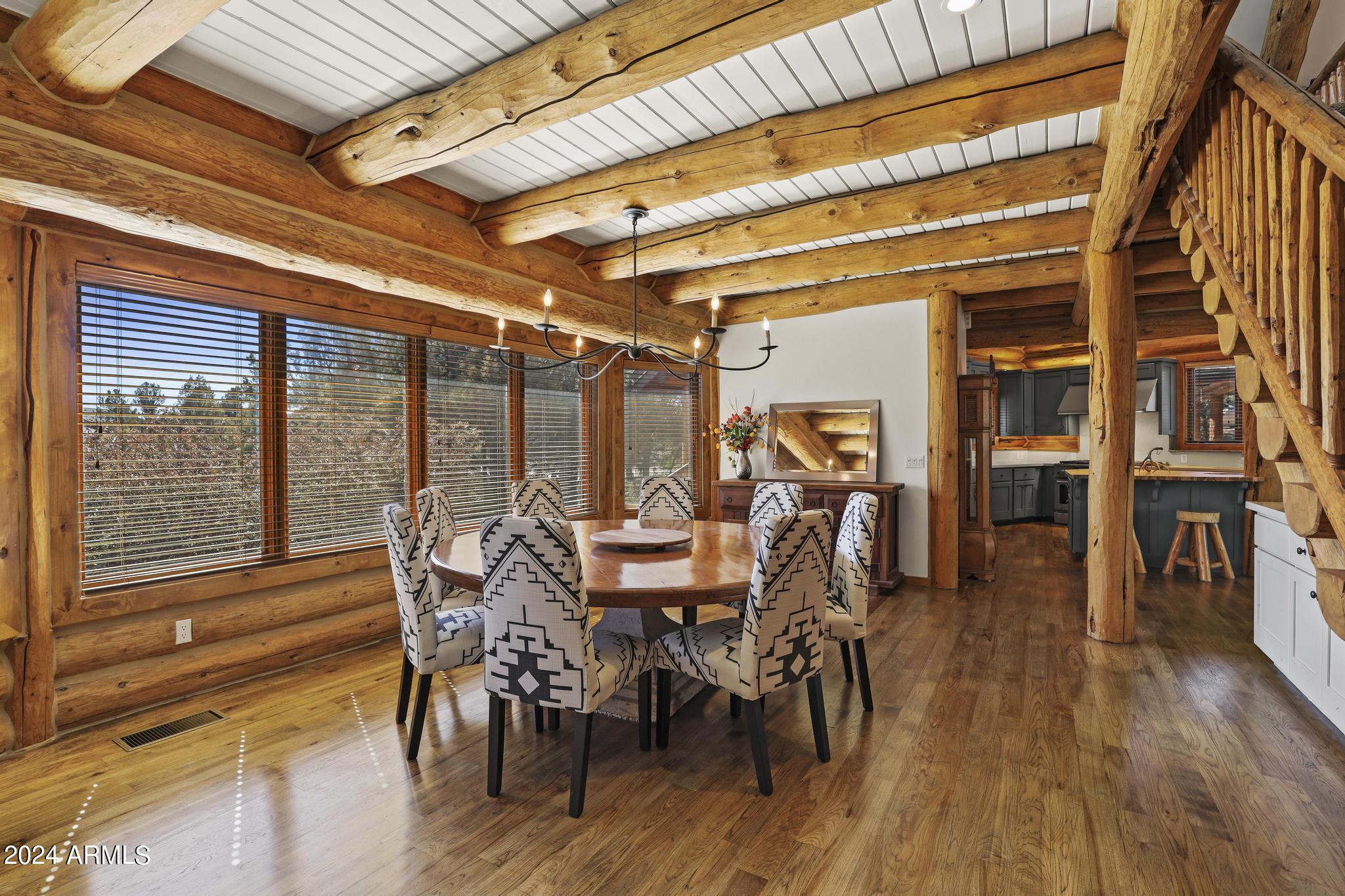 1108 N INDIAN PAINTBRUSH Circle