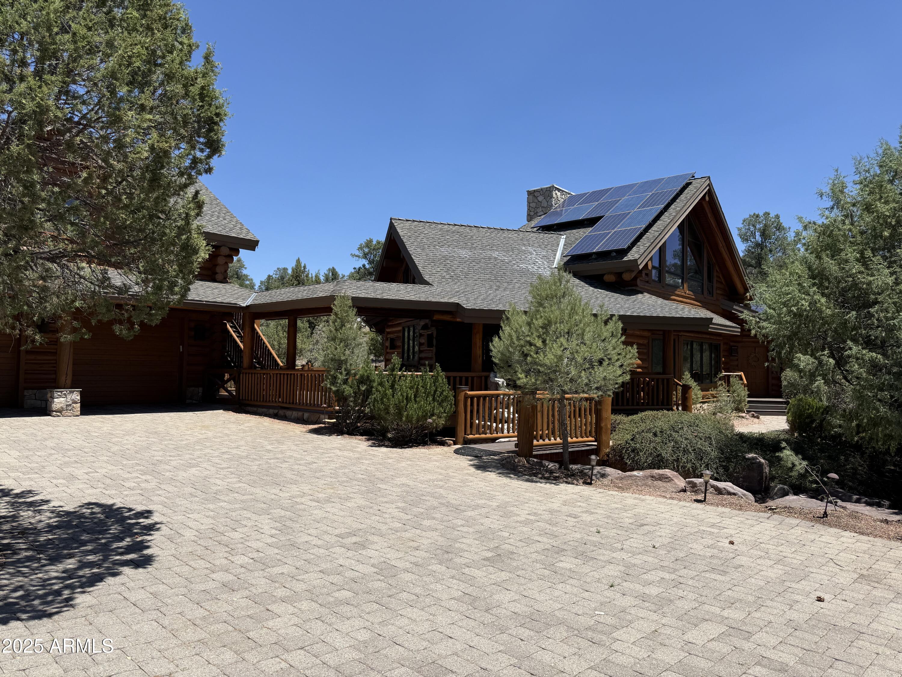 1108 N INDIAN PAINTBRUSH Circle