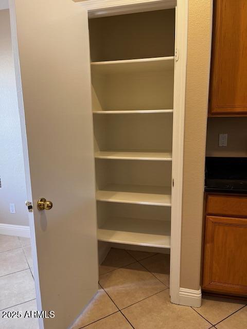 1719 E HORSESHOE Avenue