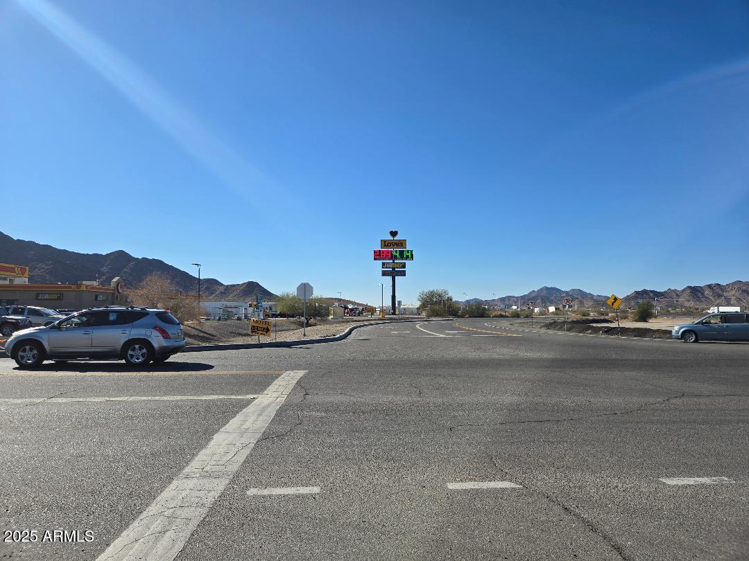 xxxx S Quartzsite Avenue 1