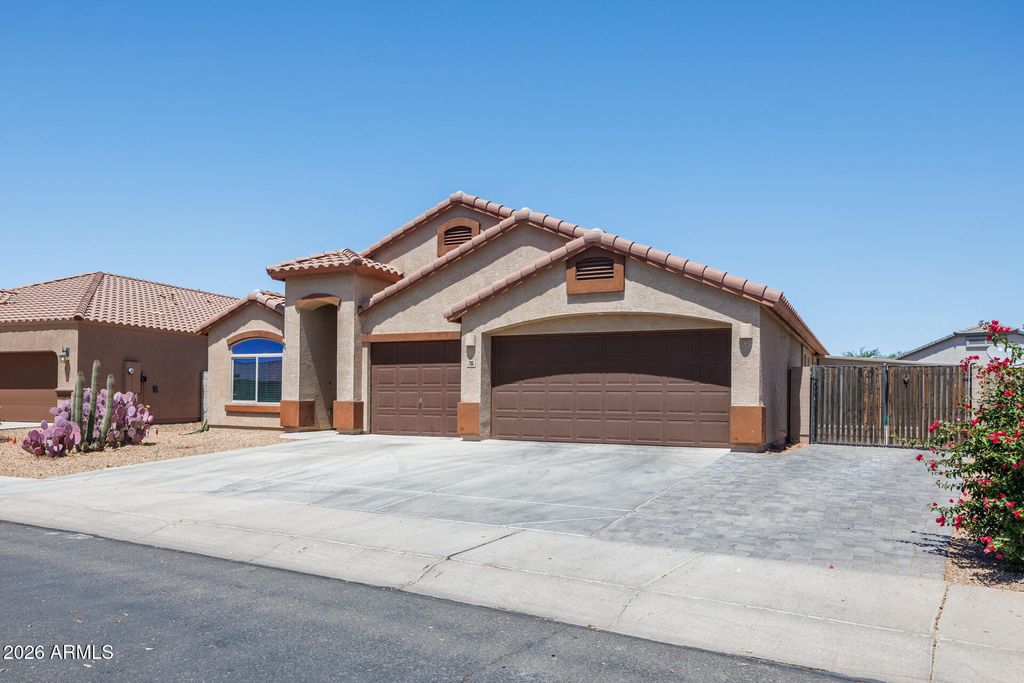 Photo of 786 W Jahns Drive, Casa Grande, AZ 85122 (MLS # 7017804)