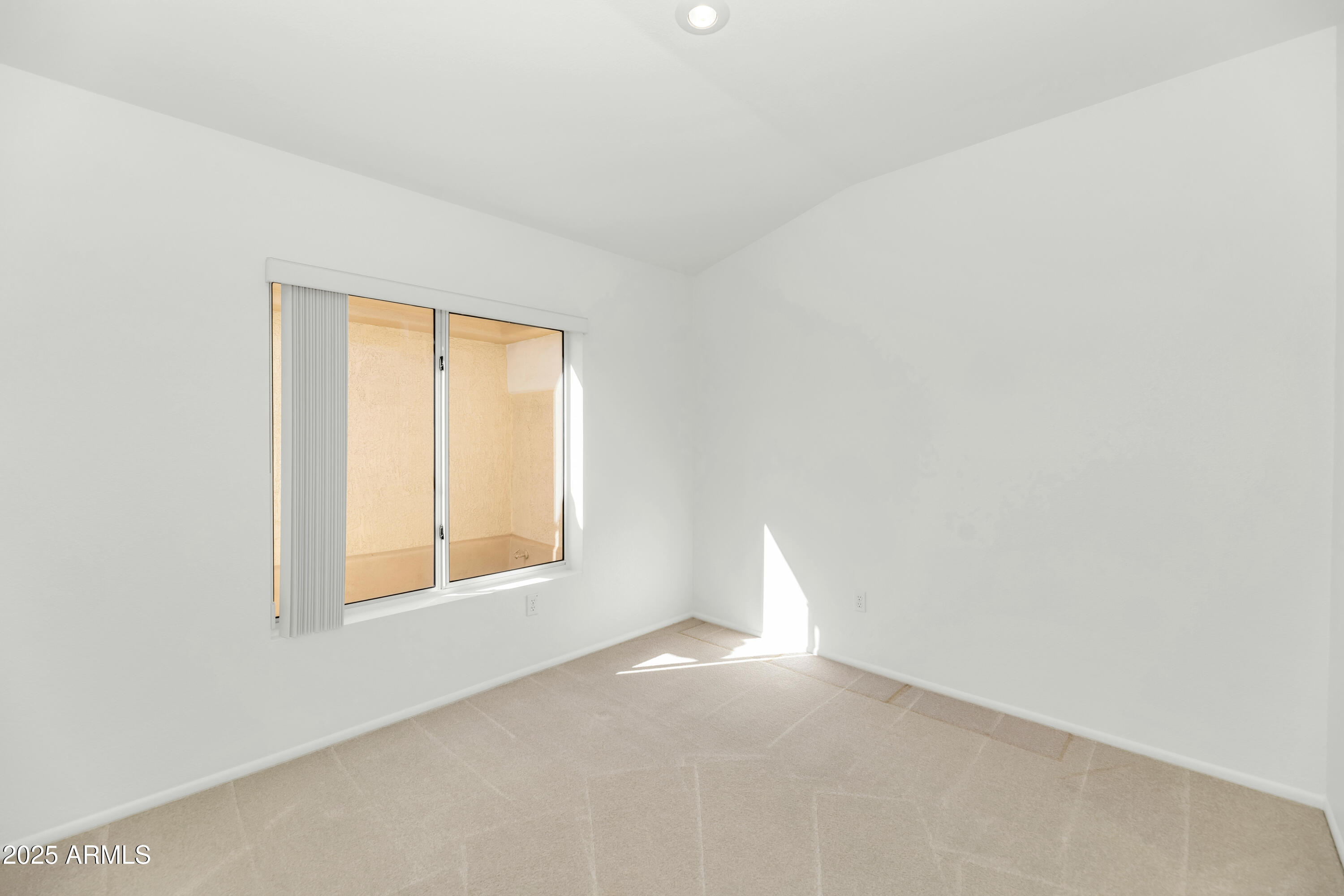 22725 N DUSTY TRAIL Boulevard