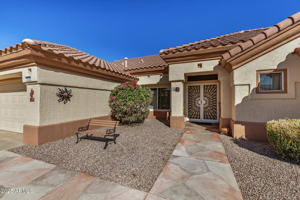 Photo of 15924 W Falcon Ridge Drive, Sun City West, AZ 85375 (MLS # 6956005)