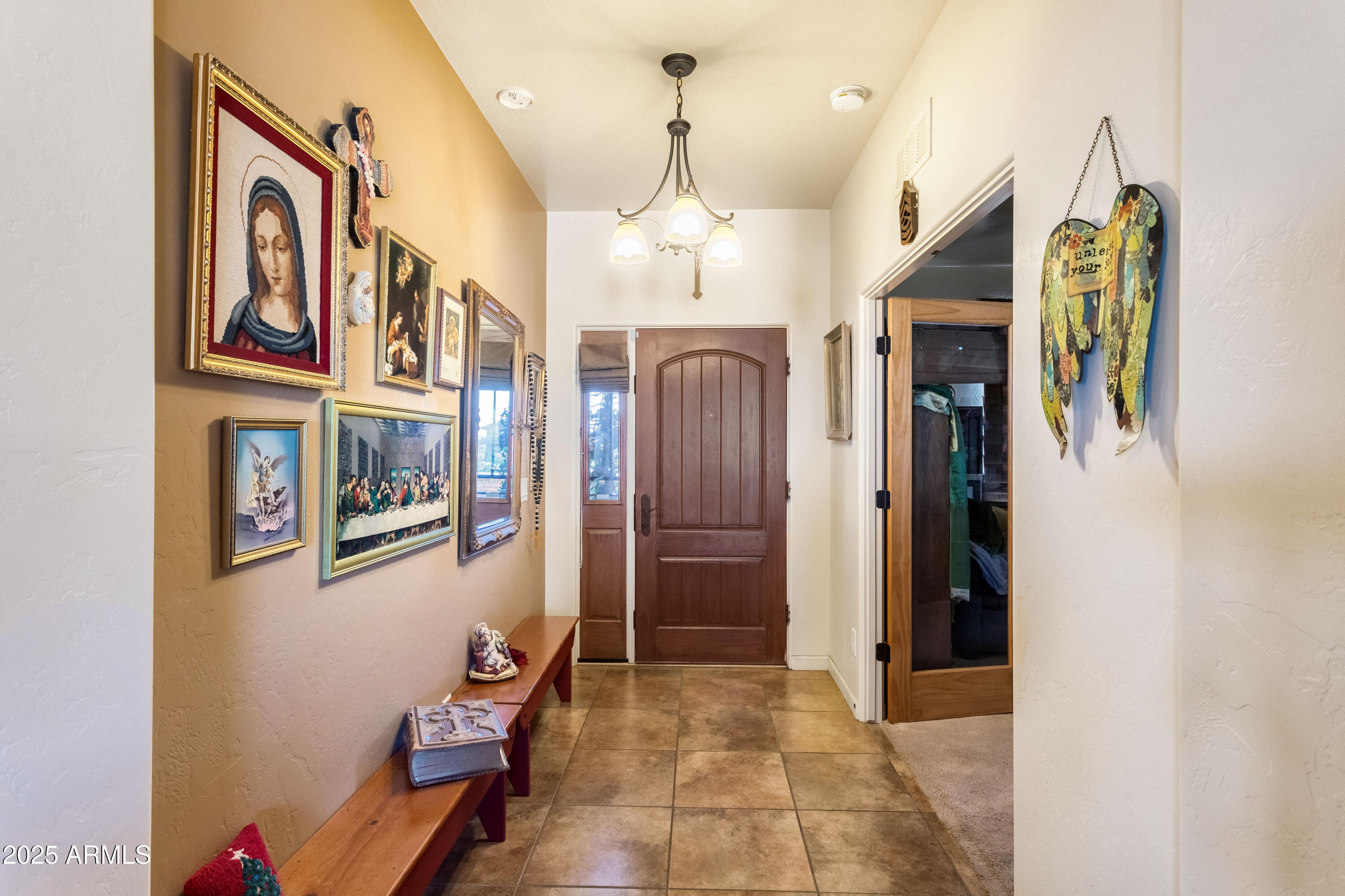 6658 E SADDLEHORN Circle