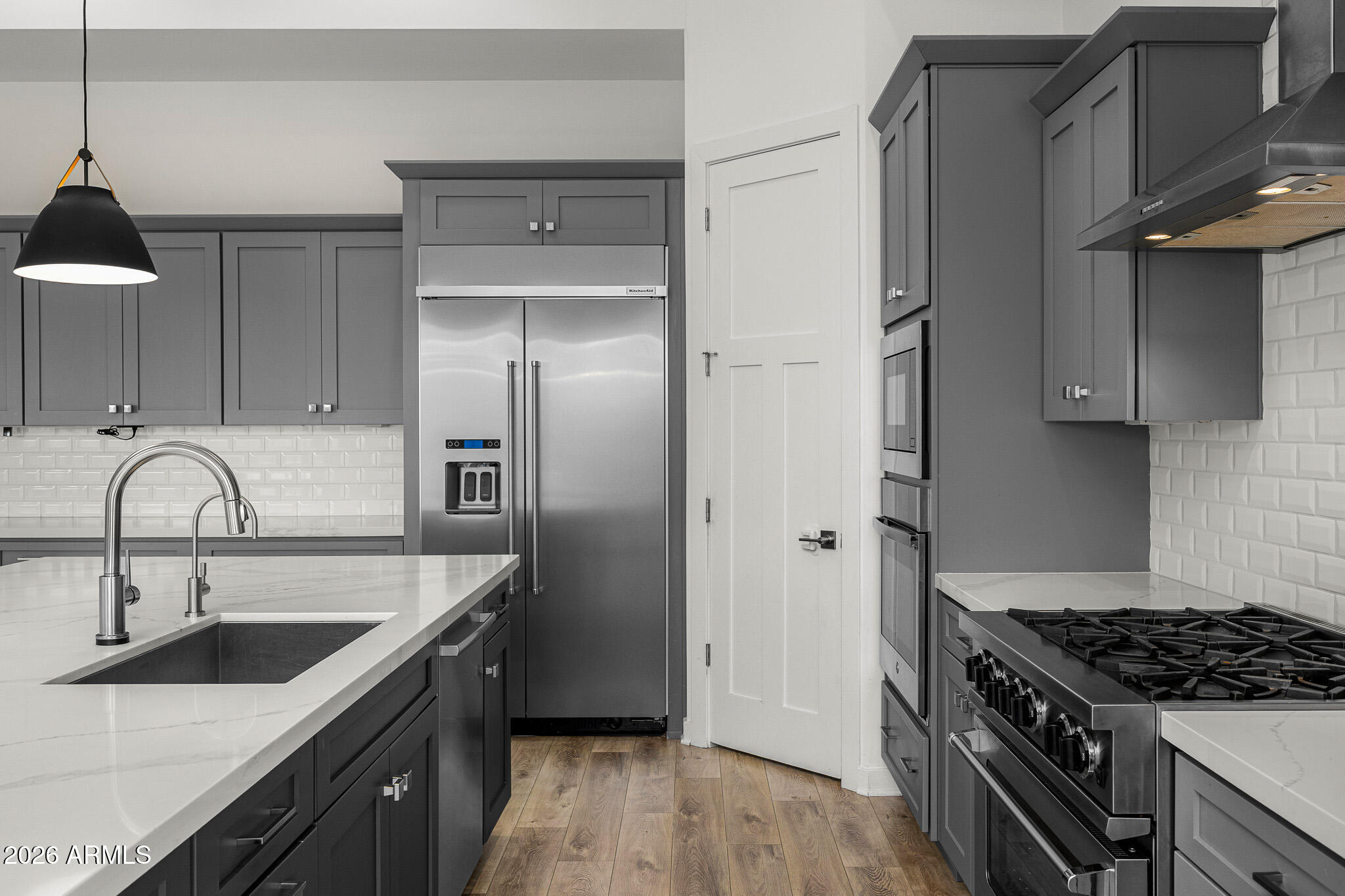 ASTORIA - Residential