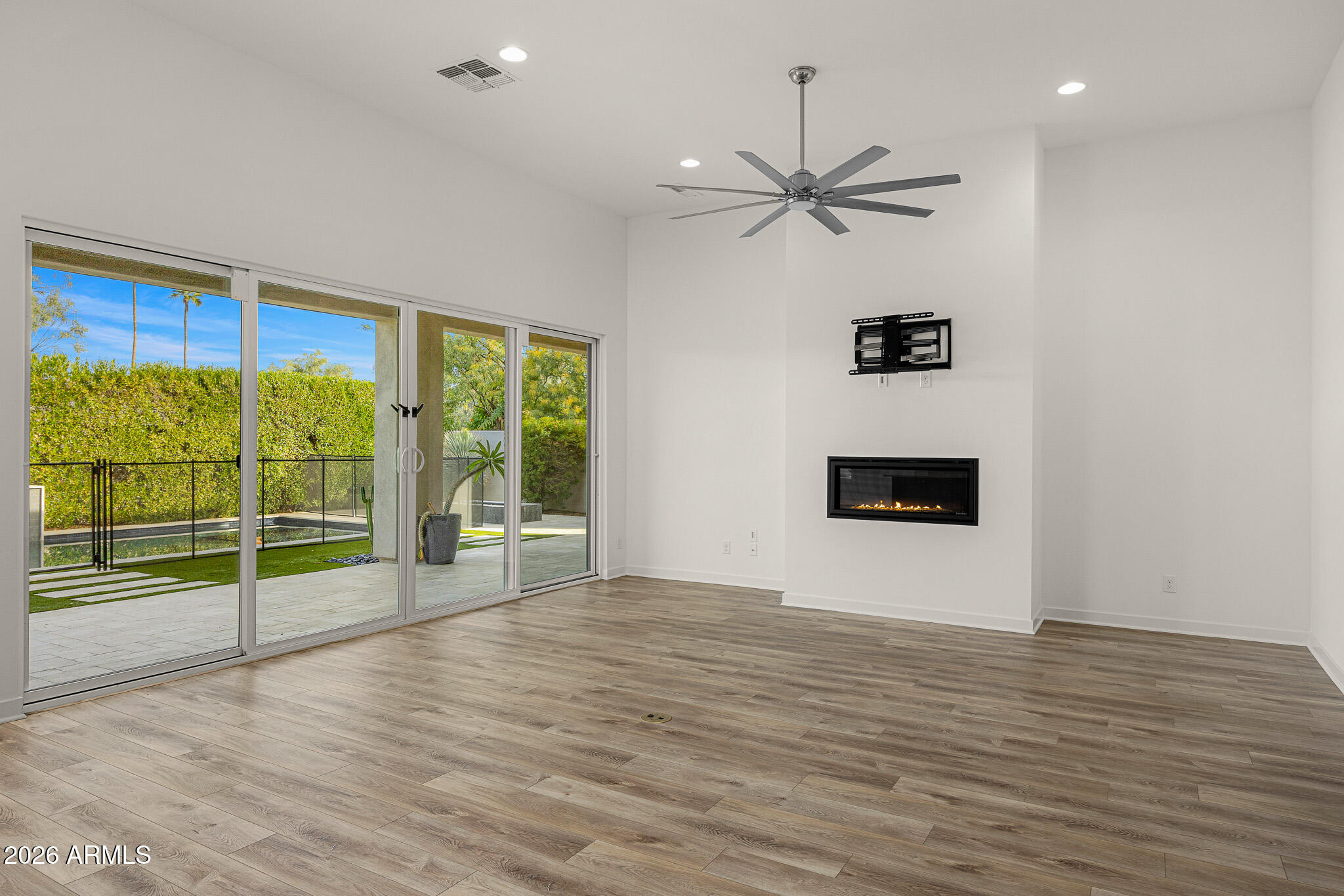 ASTORIA - Residential