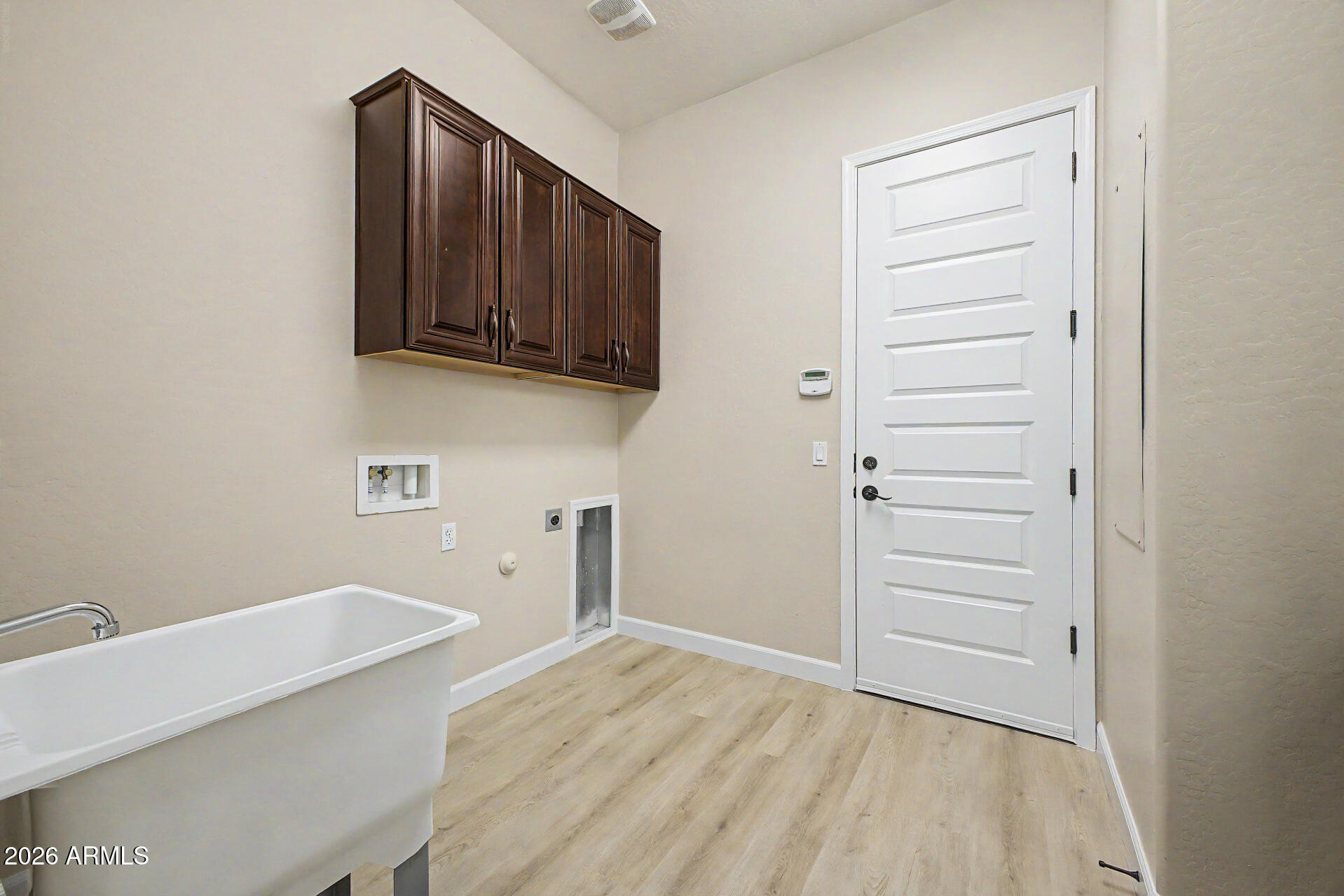 HIGLEY MANOR - Residential