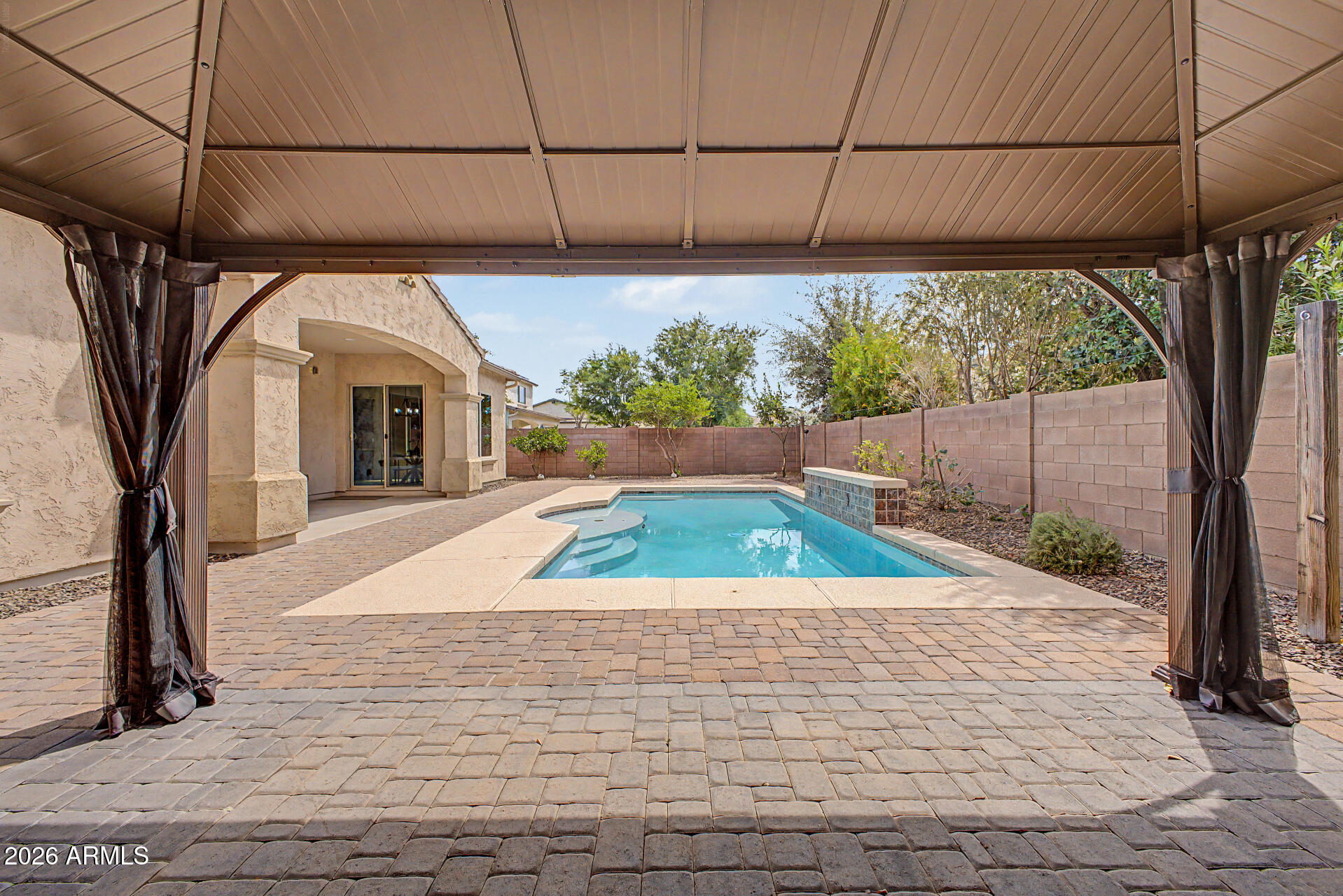HIGLEY MANOR - Residential