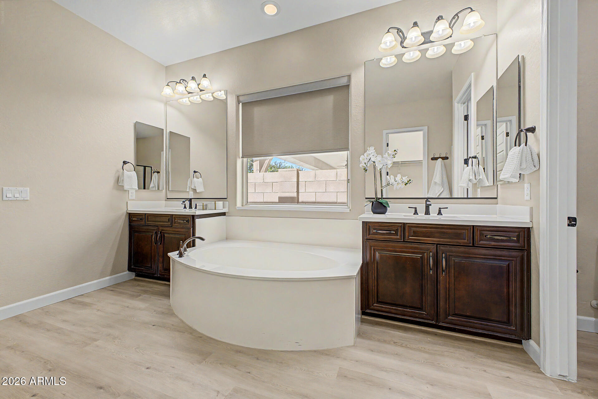 HIGLEY MANOR - Residential