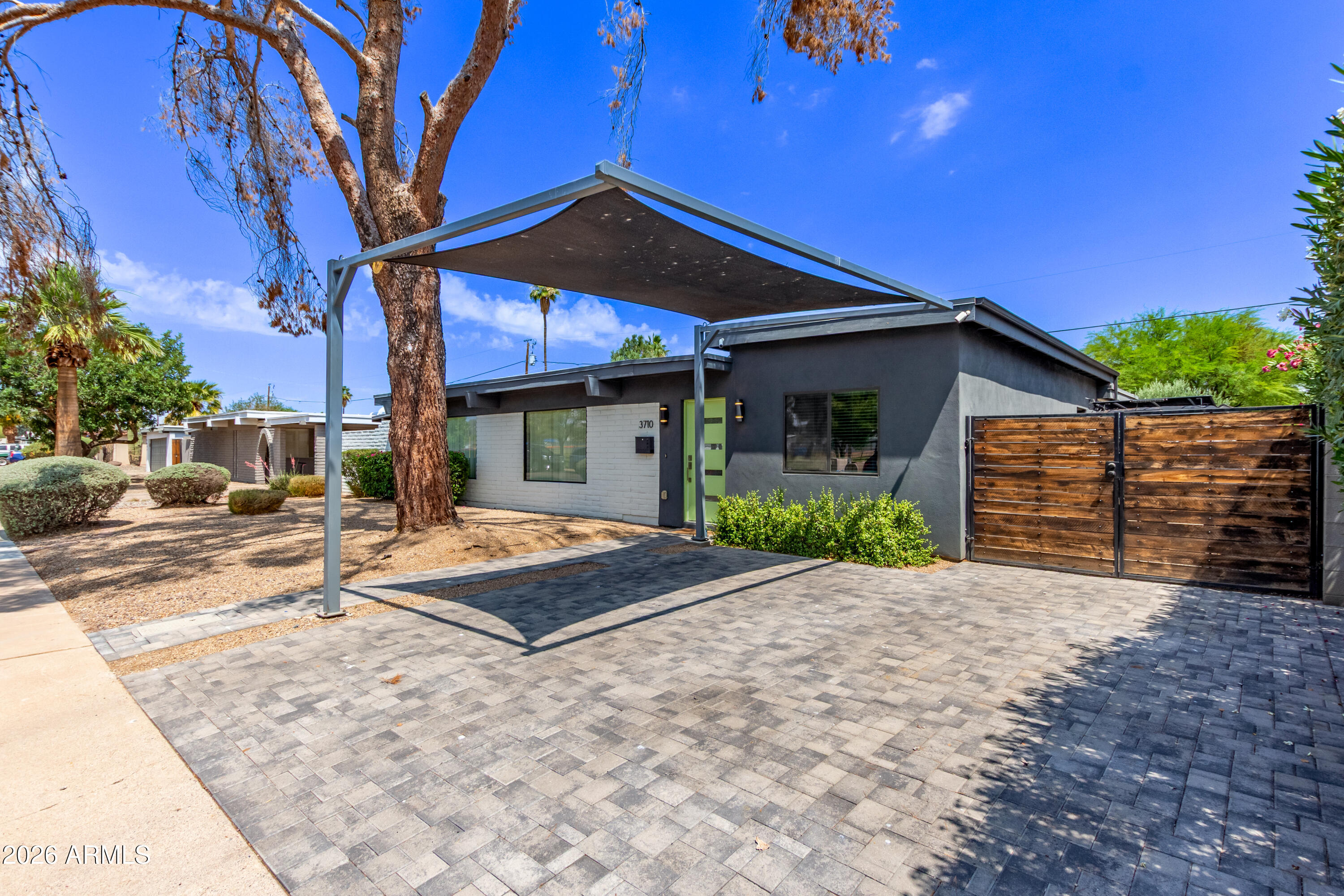 3710 E ALTADENA Avenue