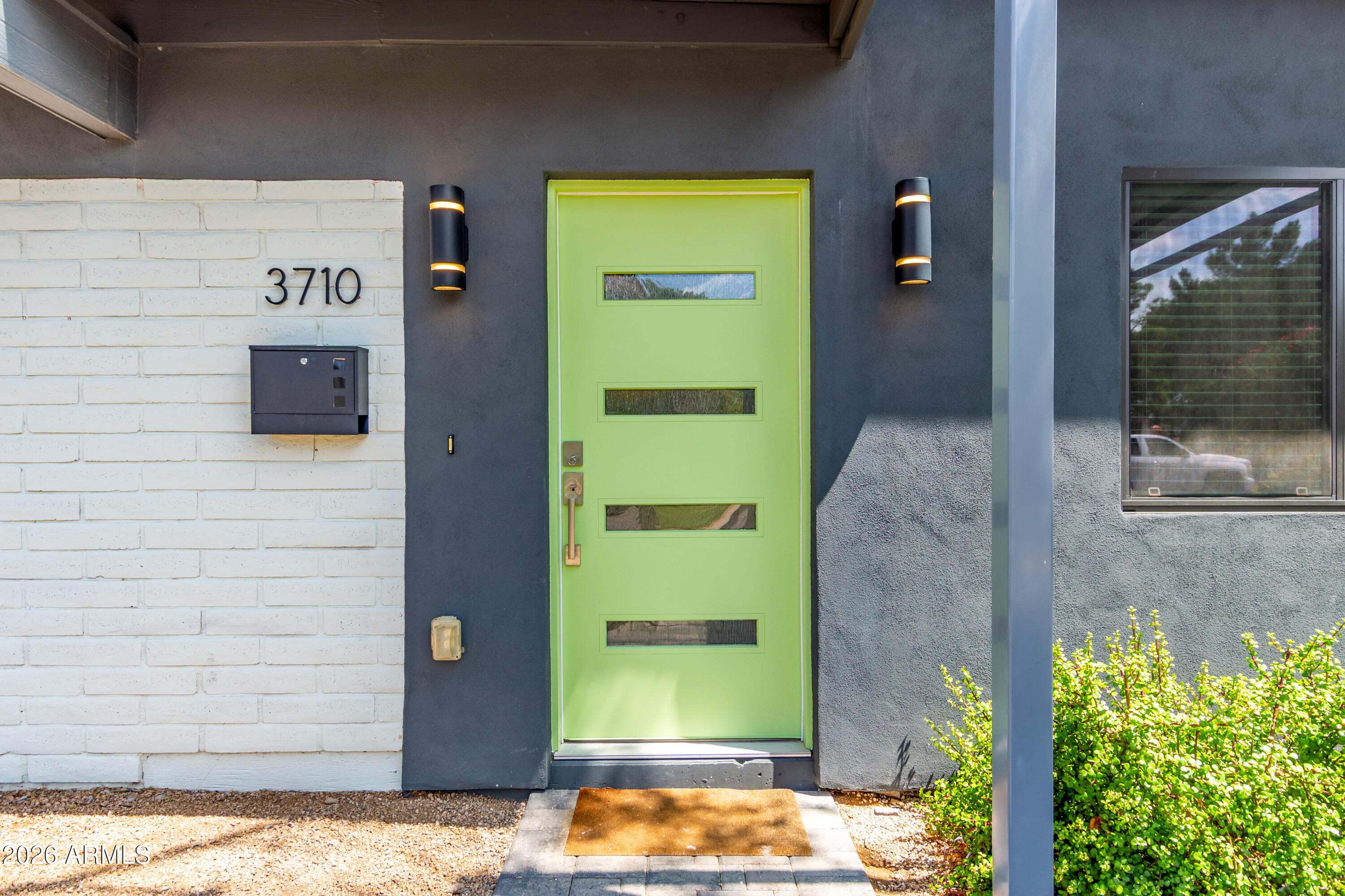 3710 E ALTADENA Avenue