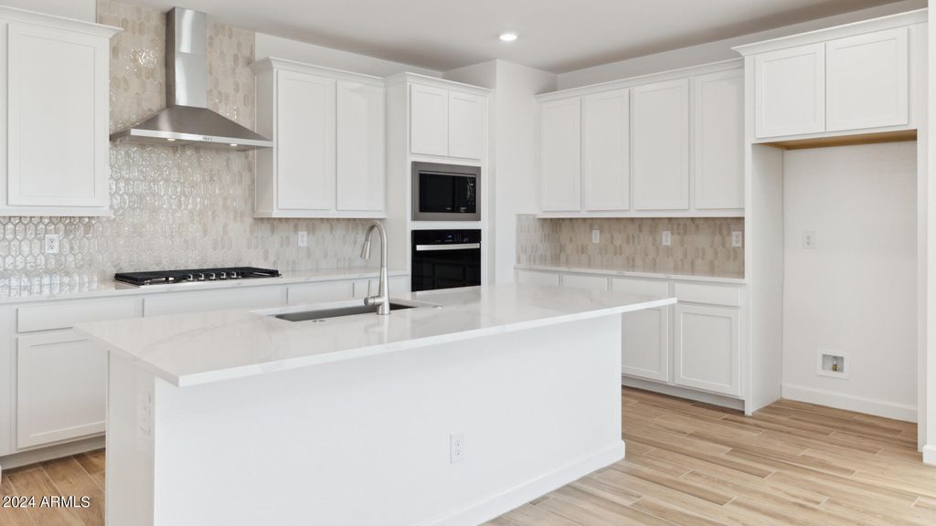 Photo of 6906 W Buckhorn Trail, Peoria, AZ 85383 (MLS # 6927116)