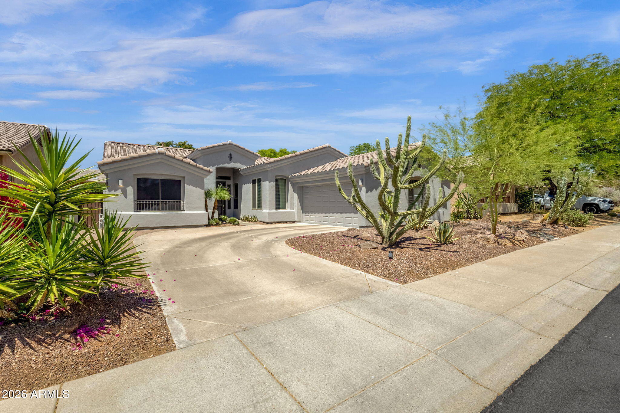7526 E DE LA O Road