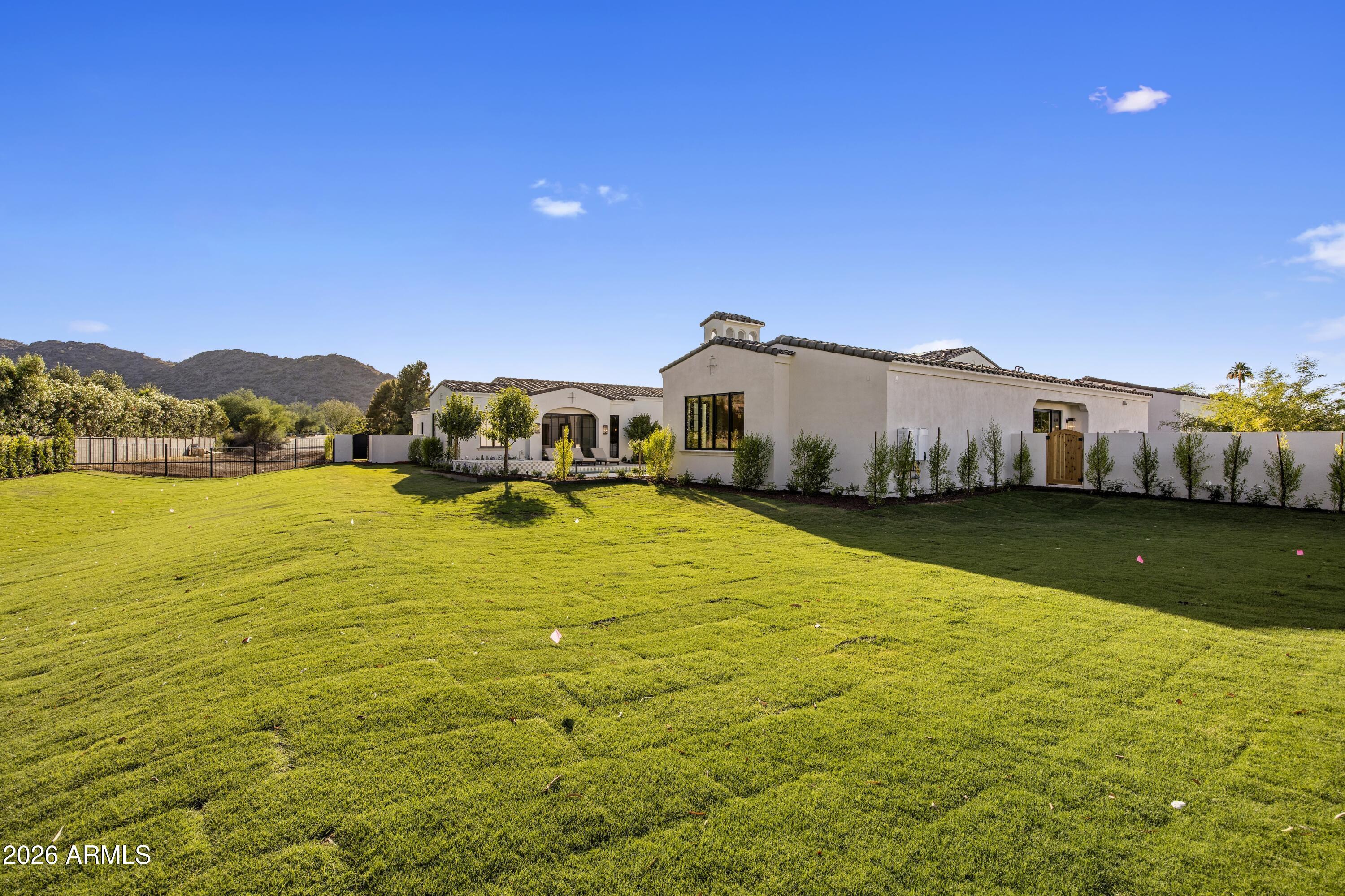 No HOA - Residential