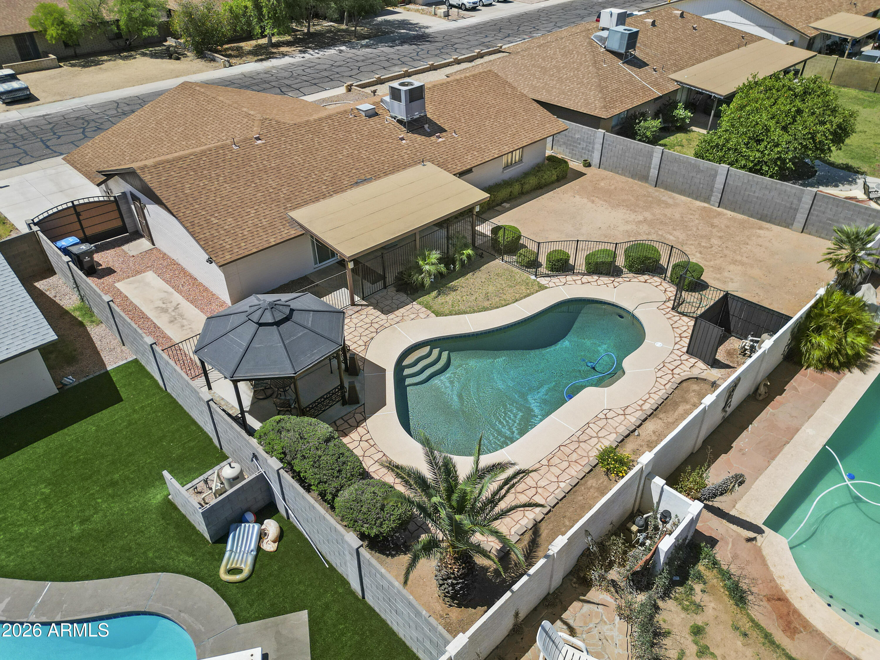 4032 W SAINT JOHN Road