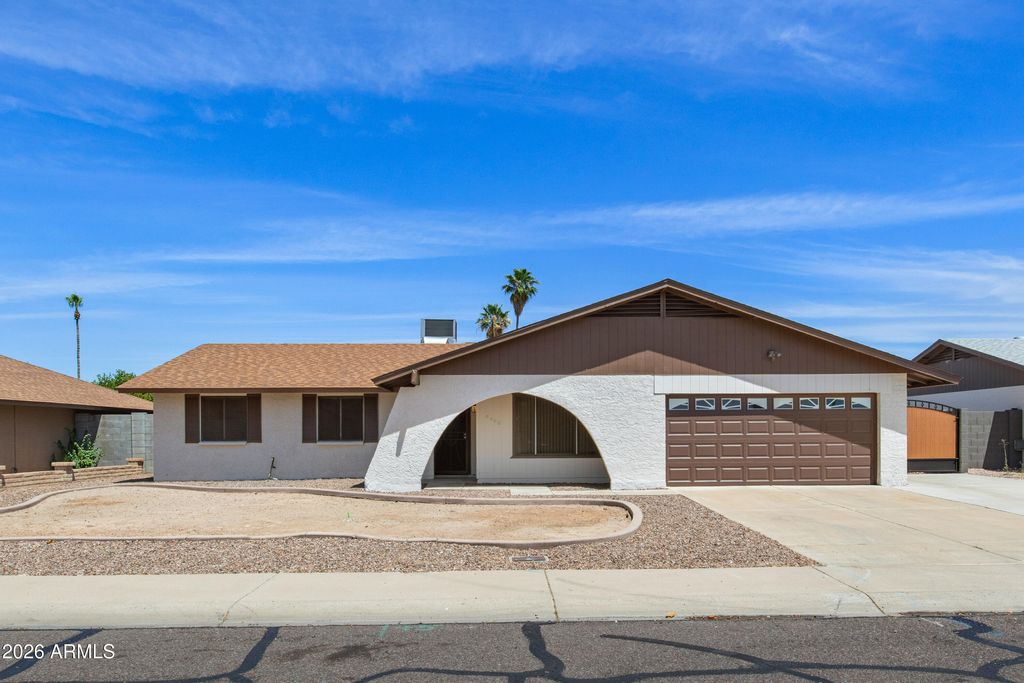 Photo of 4032 W Saint John Road, Glendale, AZ 85308 (MLS # 7019696)