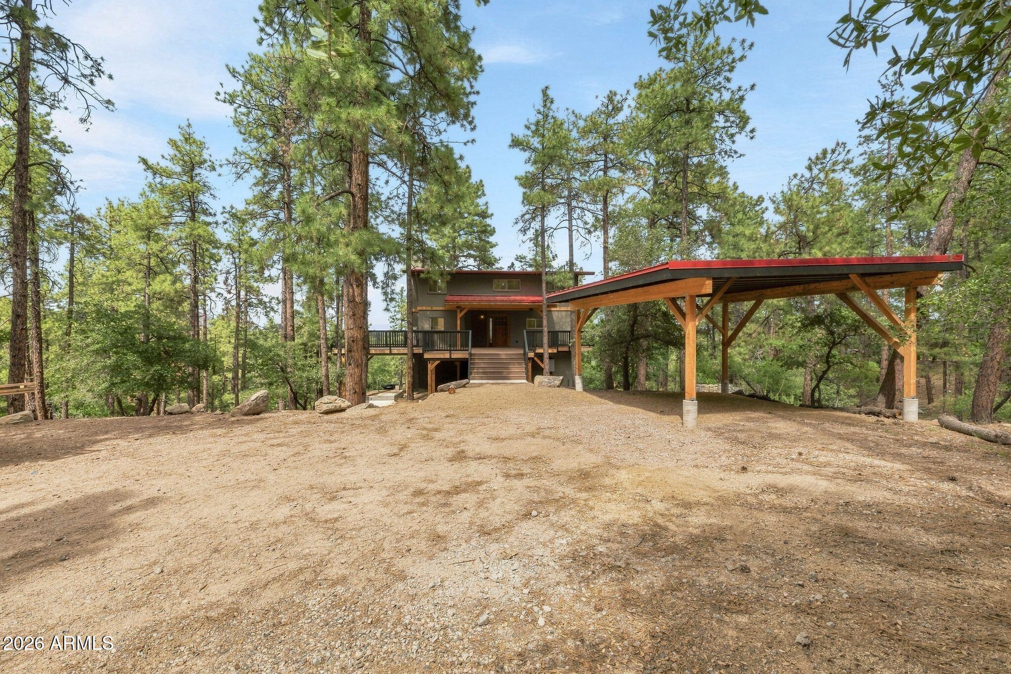 941 N MADIZELL Drive