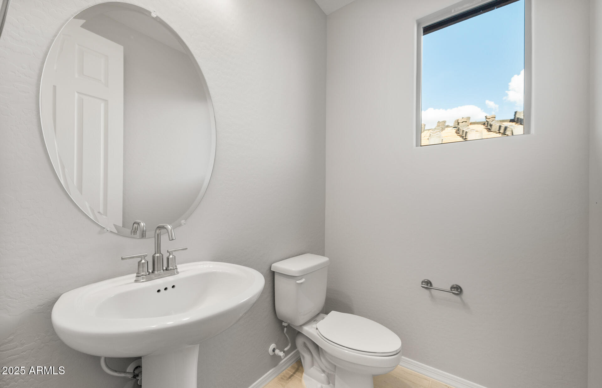 13758 W WHISPER ROCK Trail